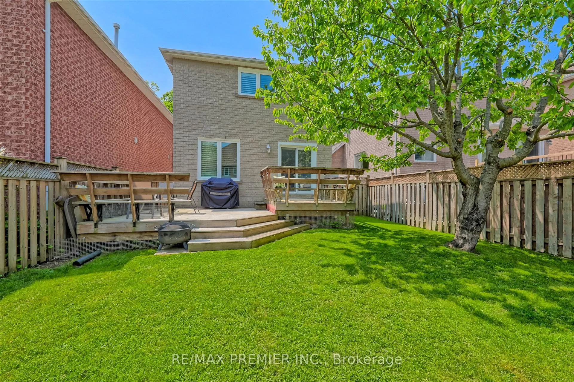 443 Carruthers Avenue