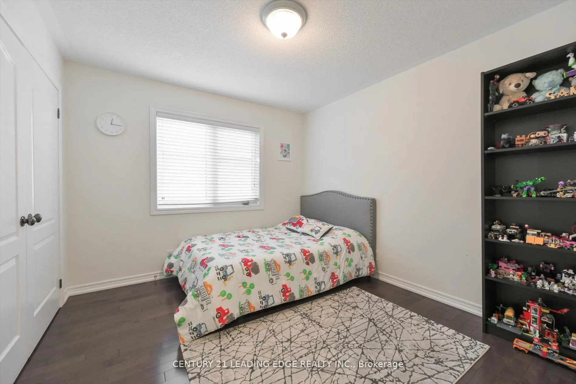 18 Kerr Lane
