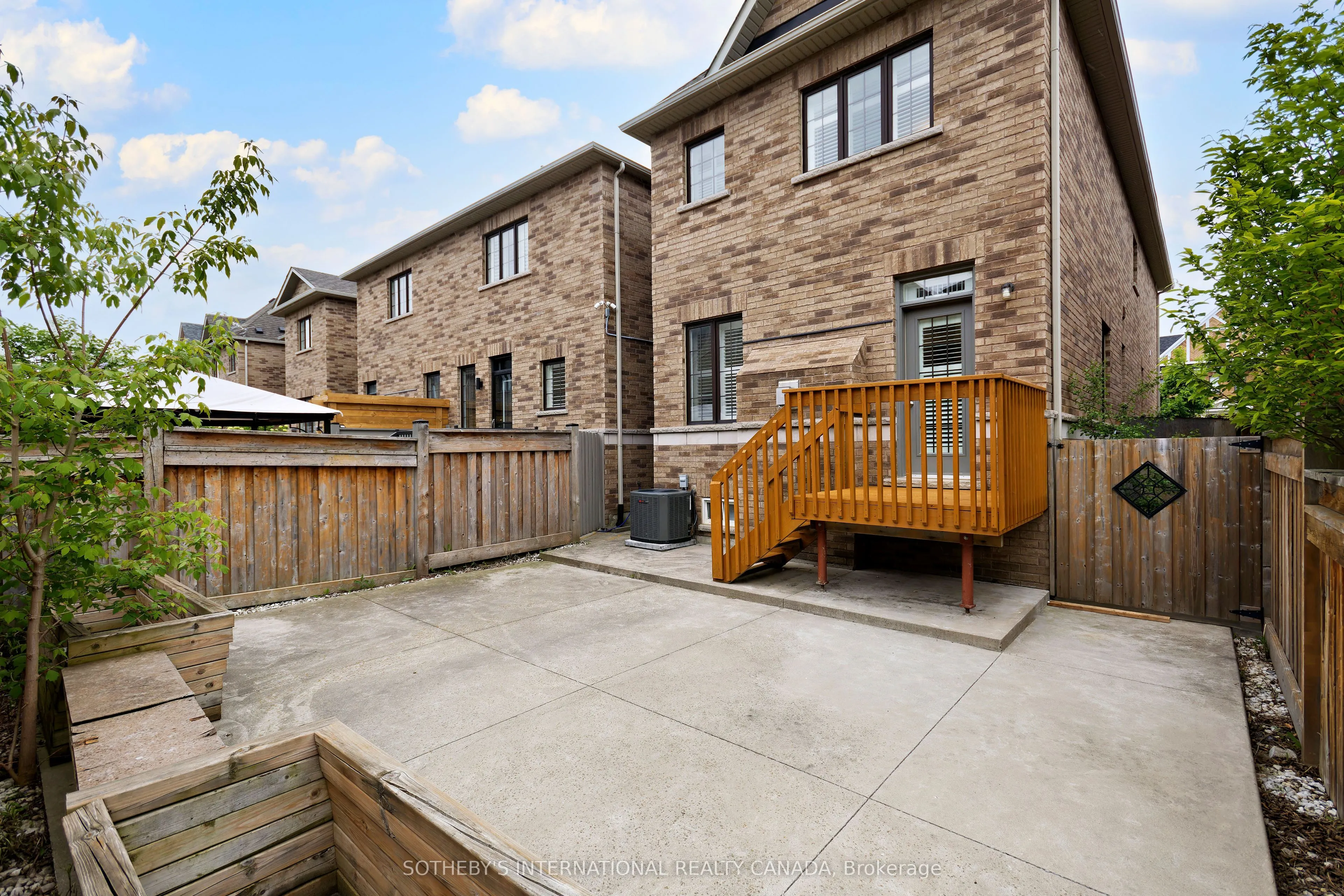 86 Alexie Way