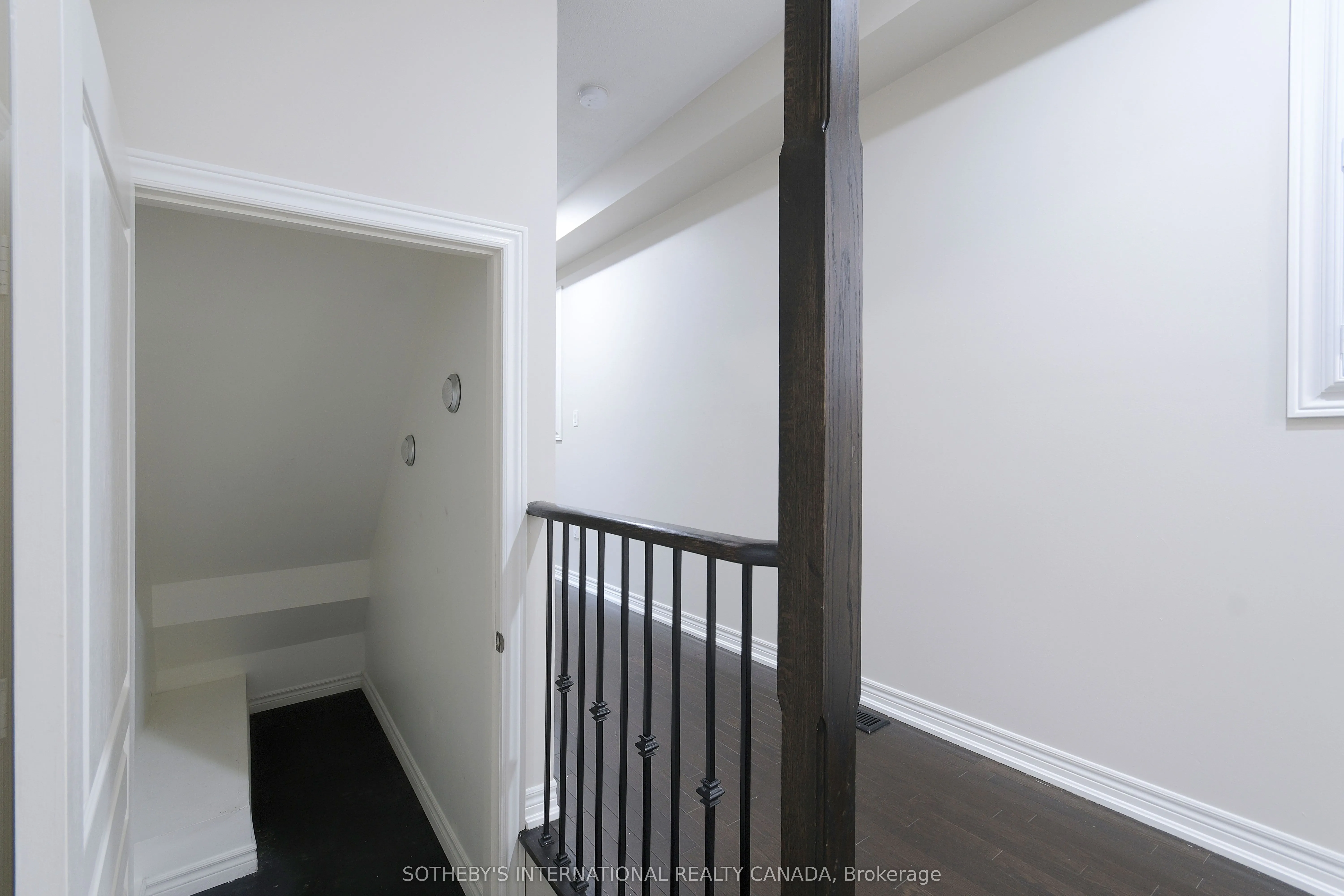 86 Alexie Way