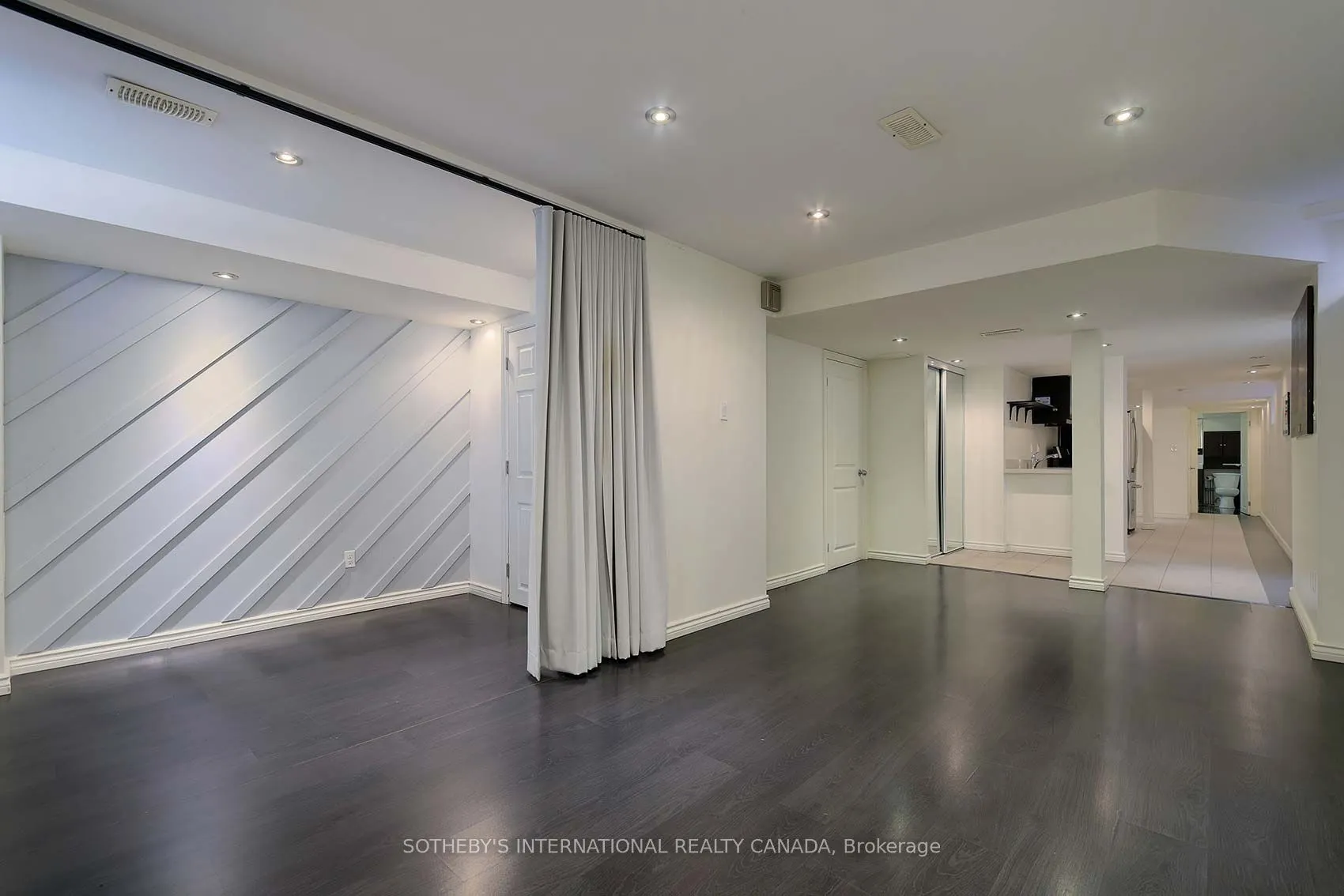 86 Alexie Way