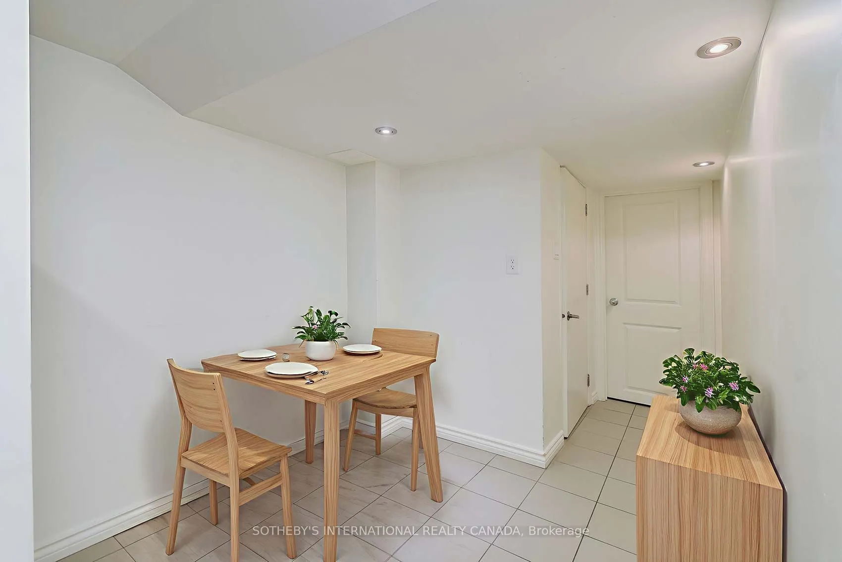 86 Alexie Way