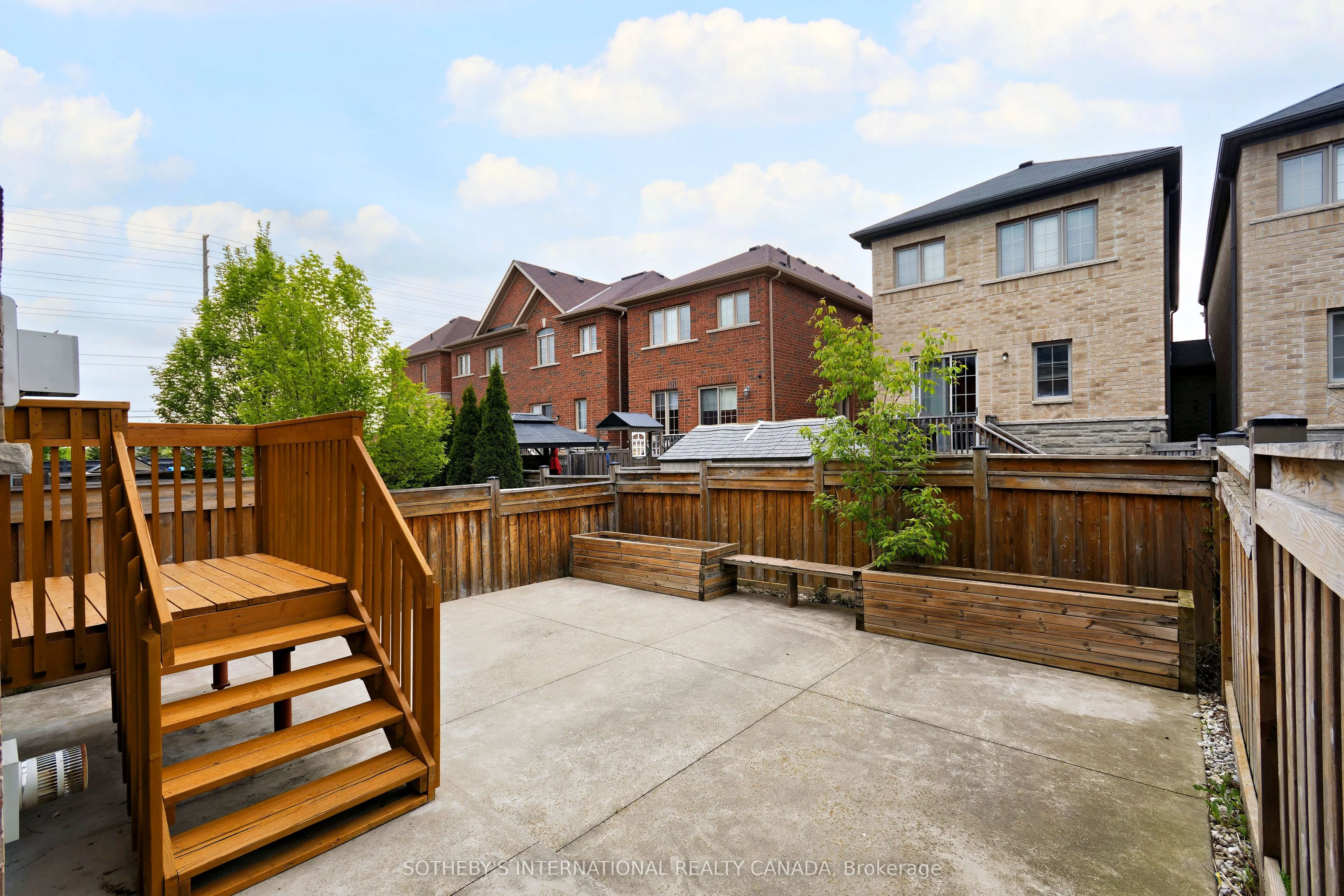 86 Alexie Way