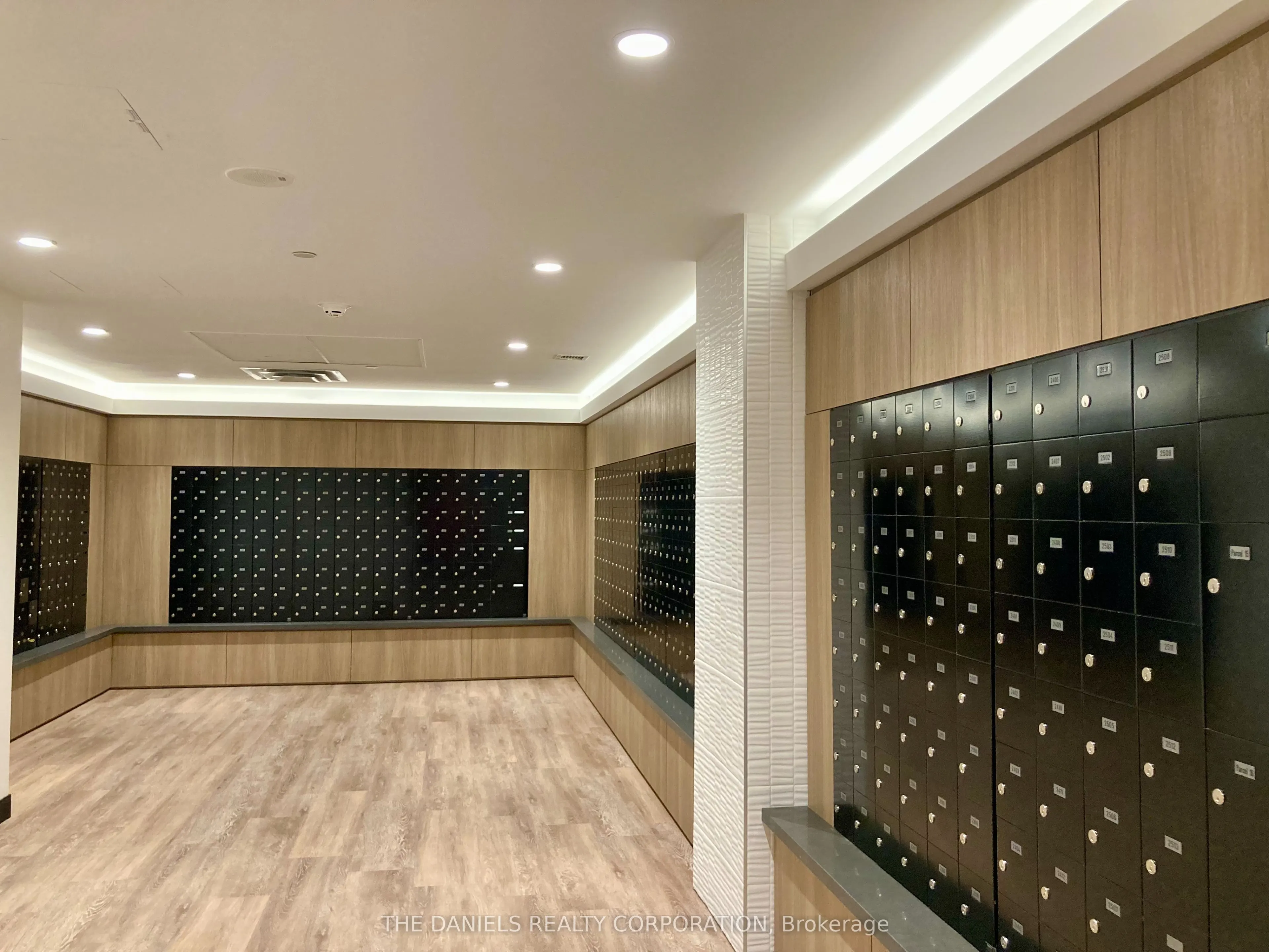 7950 Bathurst Street, #415