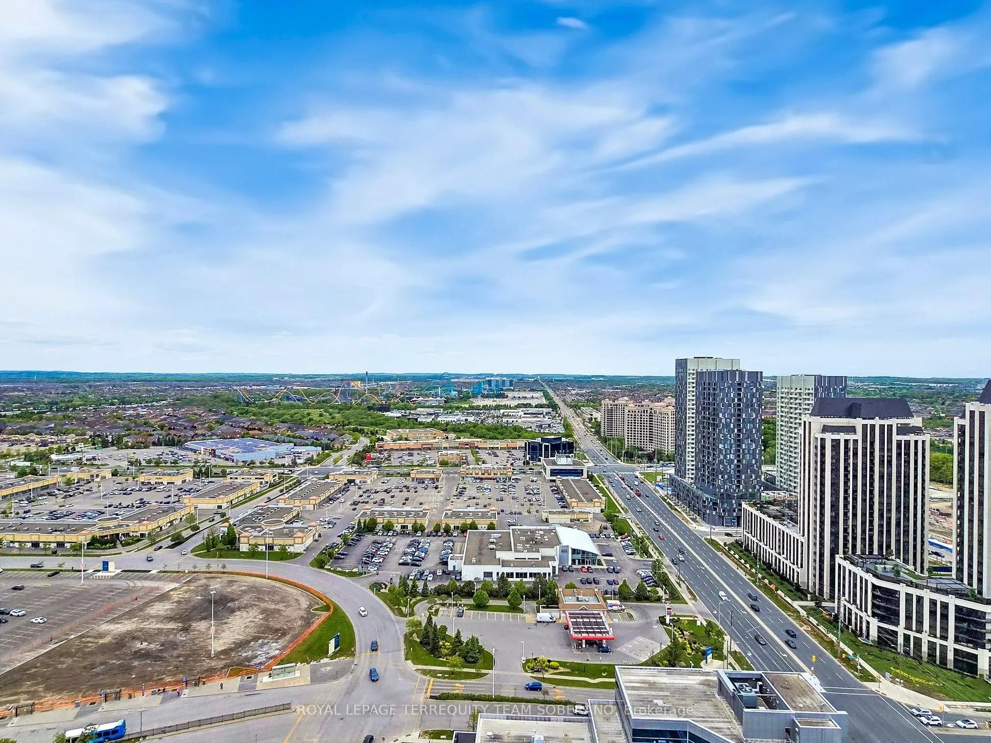 9000 Jane Street, #529