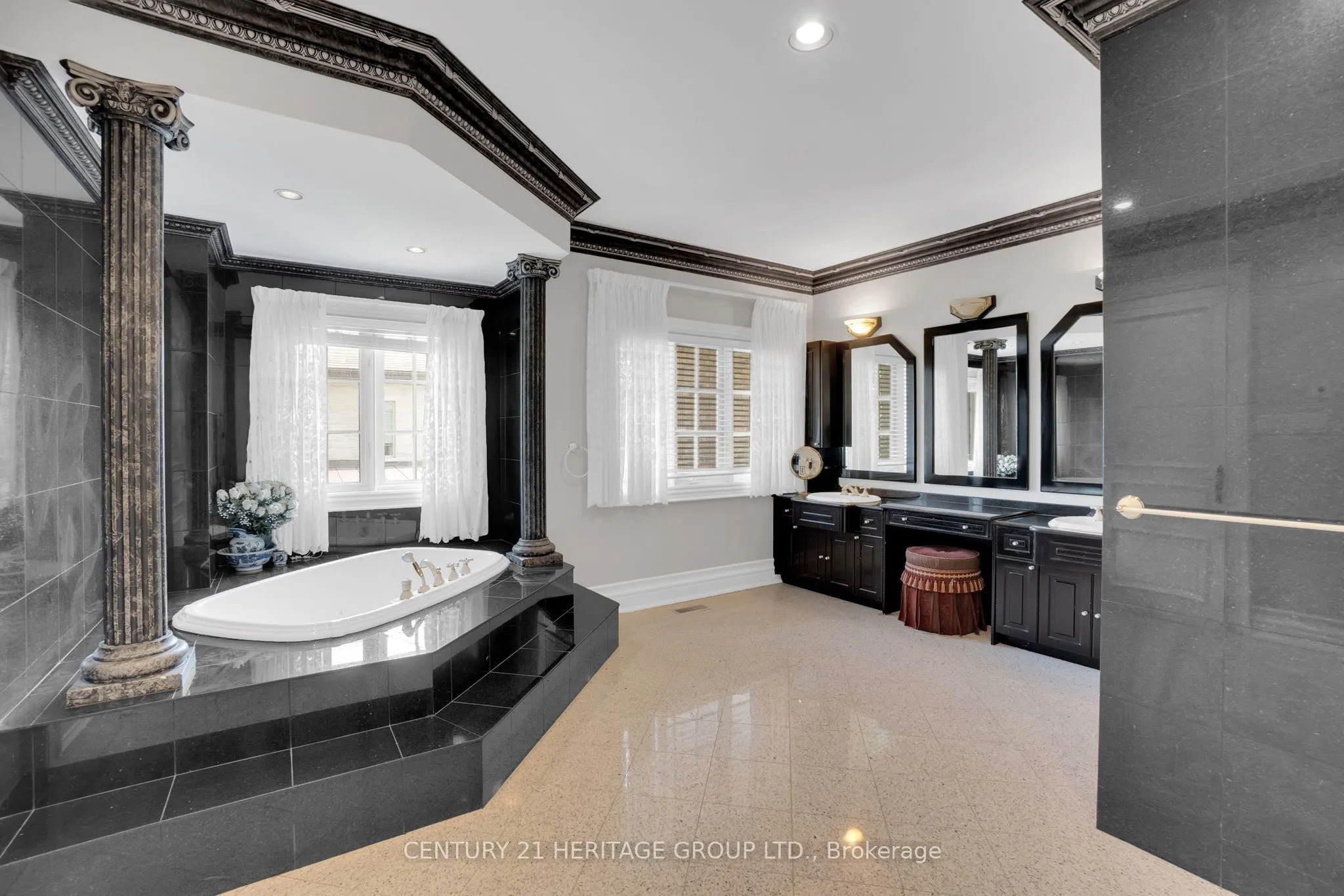 34 Maryvale Crescent