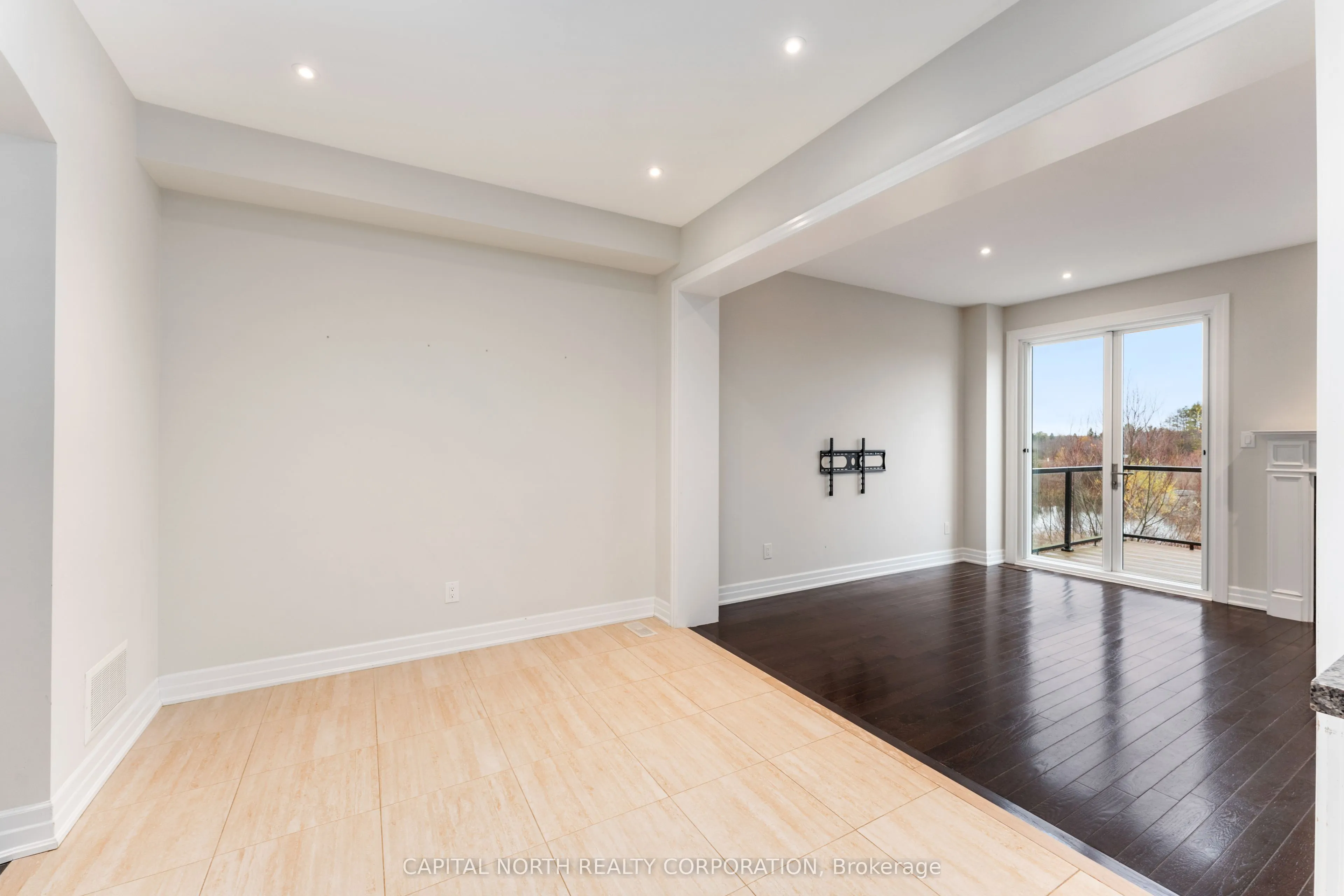 64 Alex Campbell Crescent