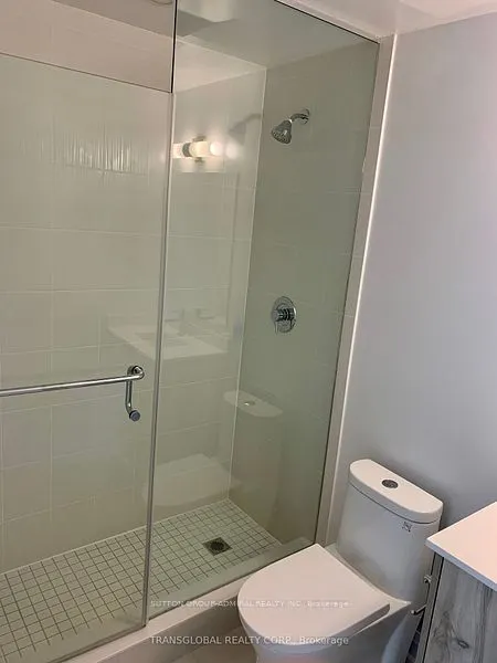 10 Gatineau Drive, #716