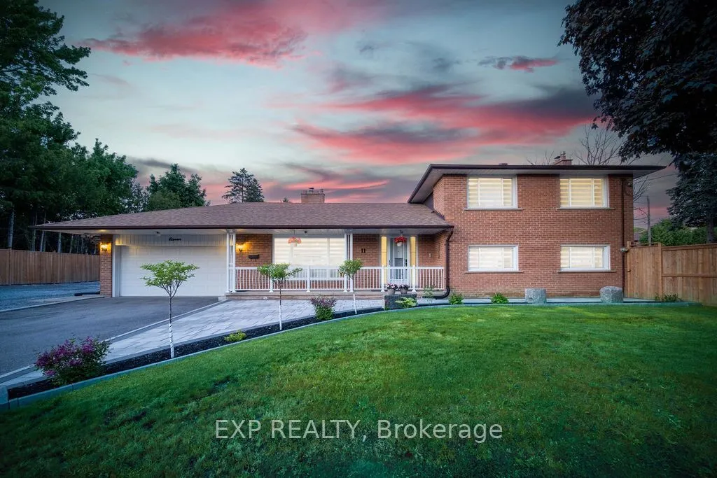 11 Lillian Avenue