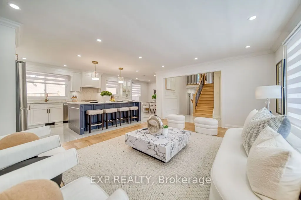 11 Lillian Avenue