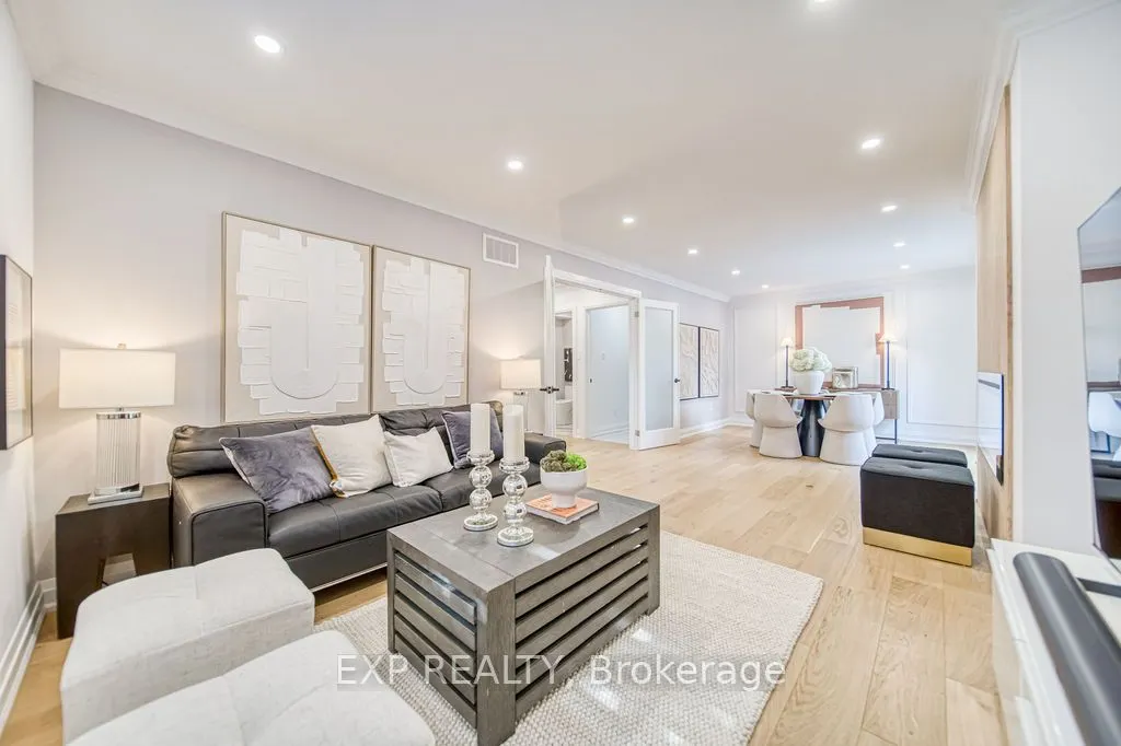 11 Lillian Avenue