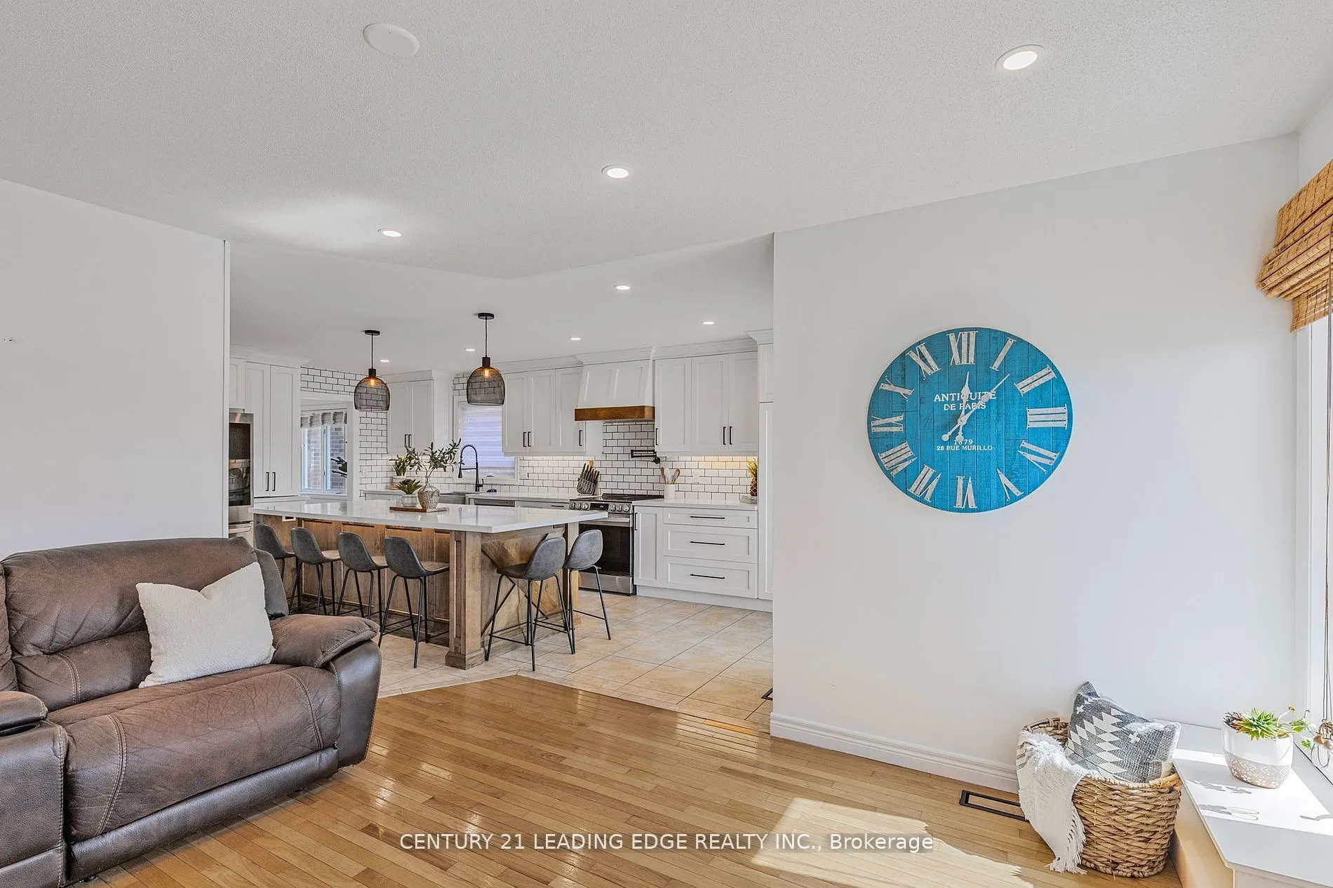 77 Maplewood Avenue