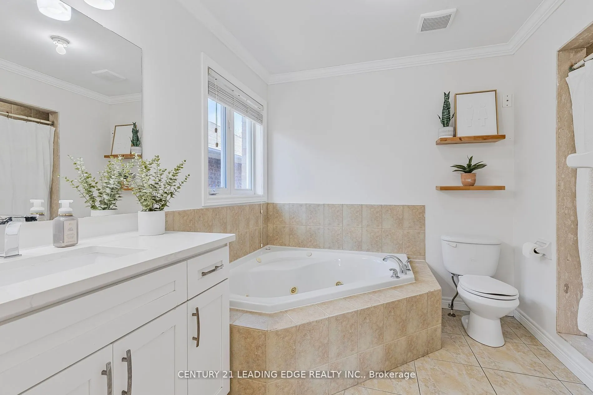 77 Maplewood Avenue