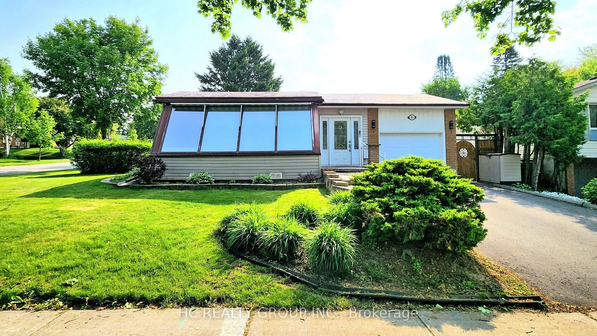 21 SIR CONSTANTINE Drive