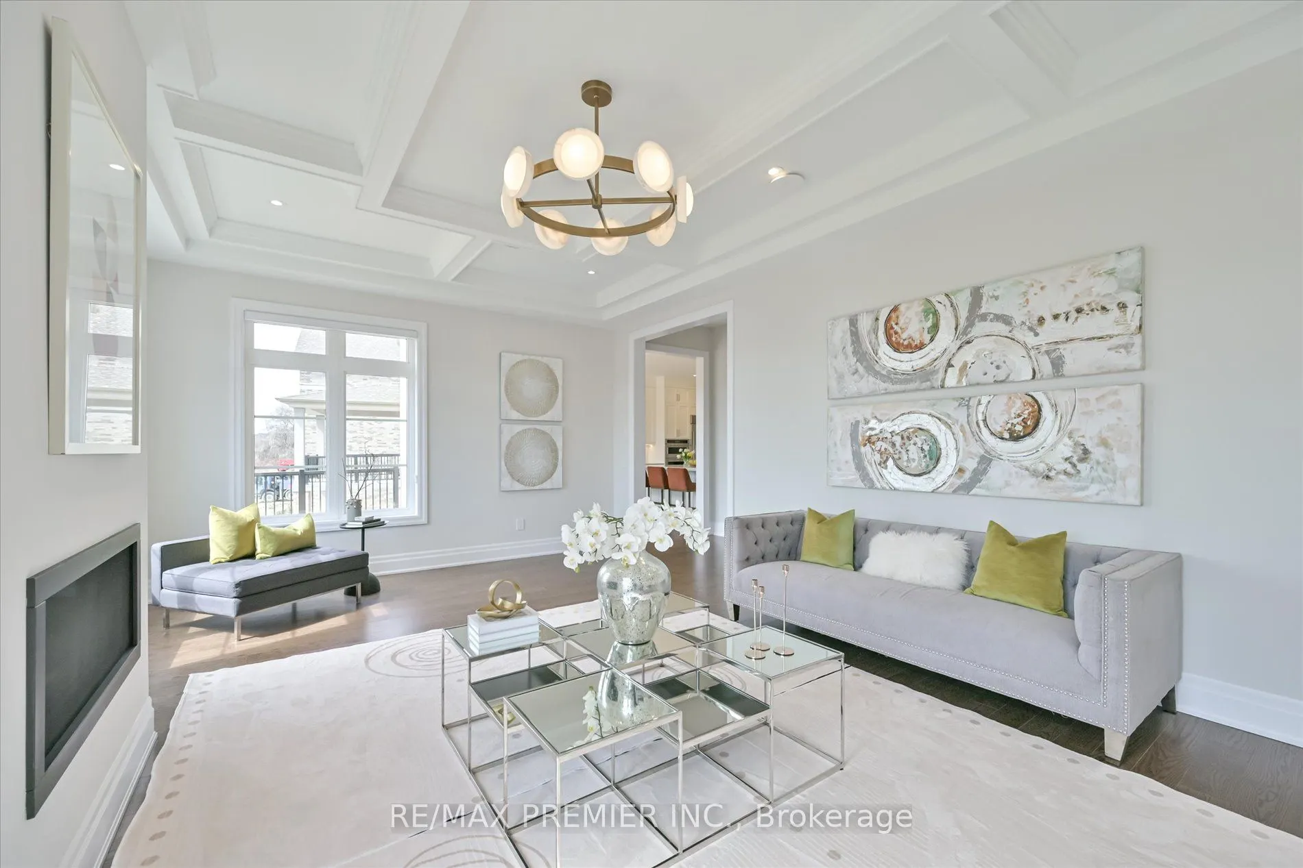 94 Sunny Acre Crescent