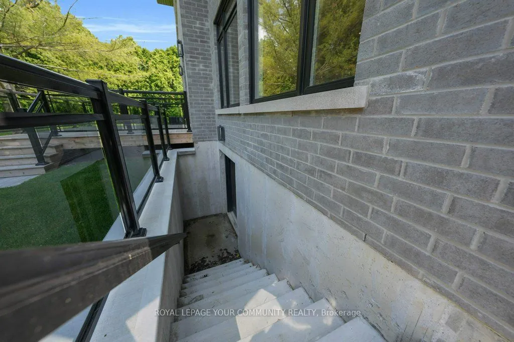 92 Howard Road