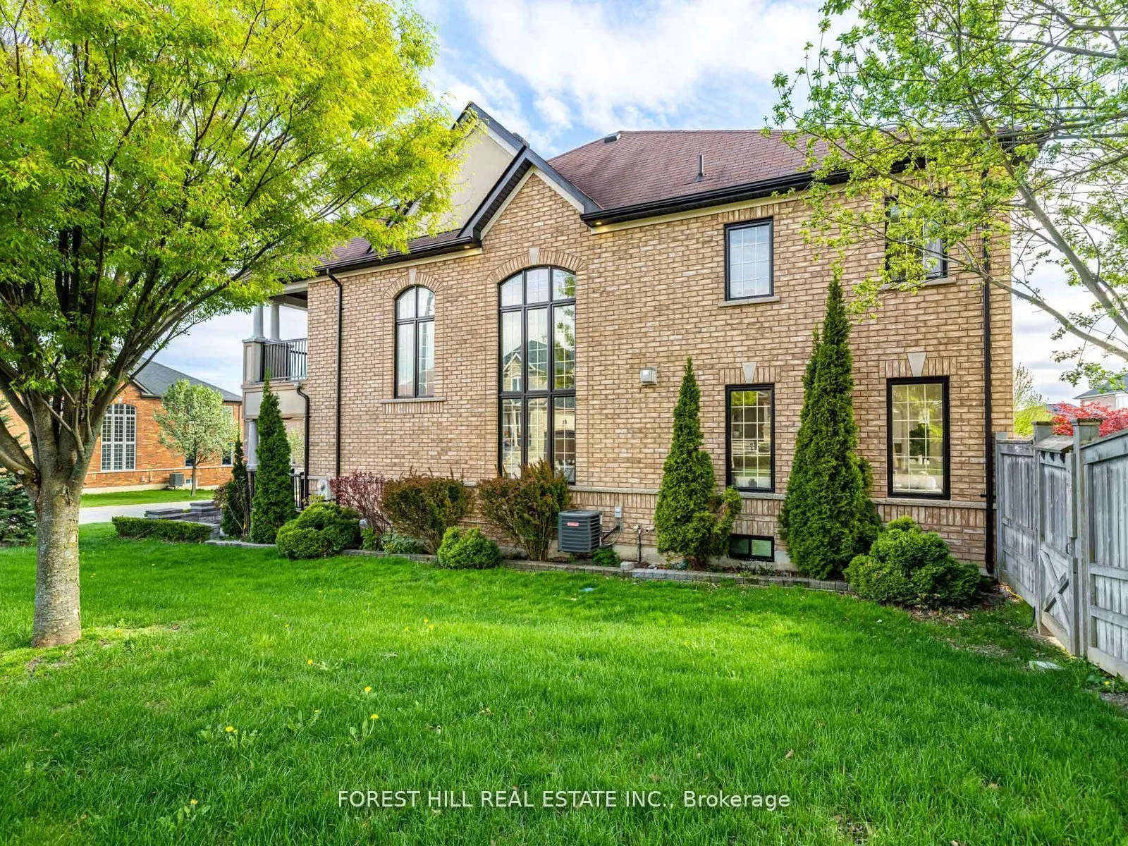 36 Zoran Lane