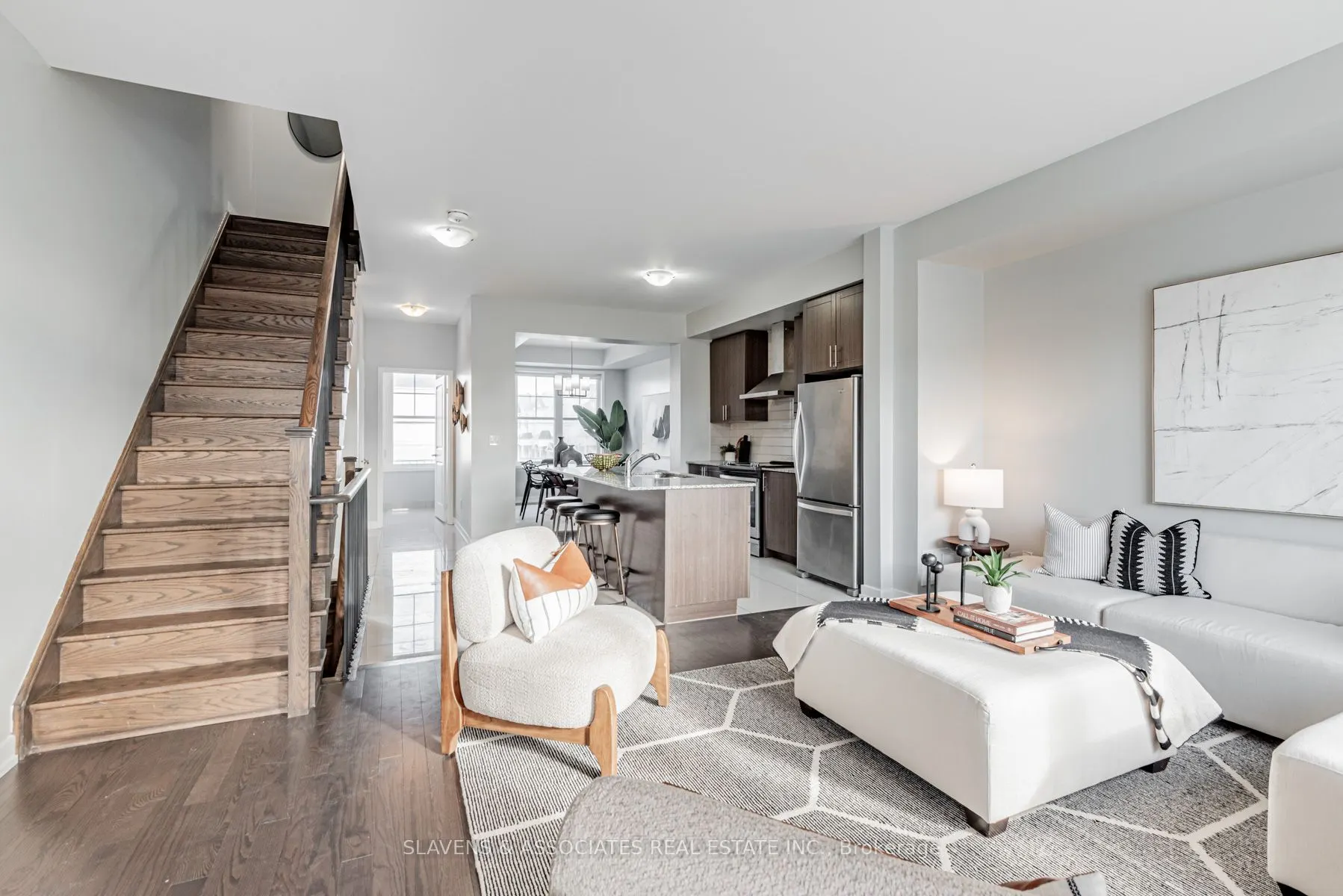 10610 Bathurst Street