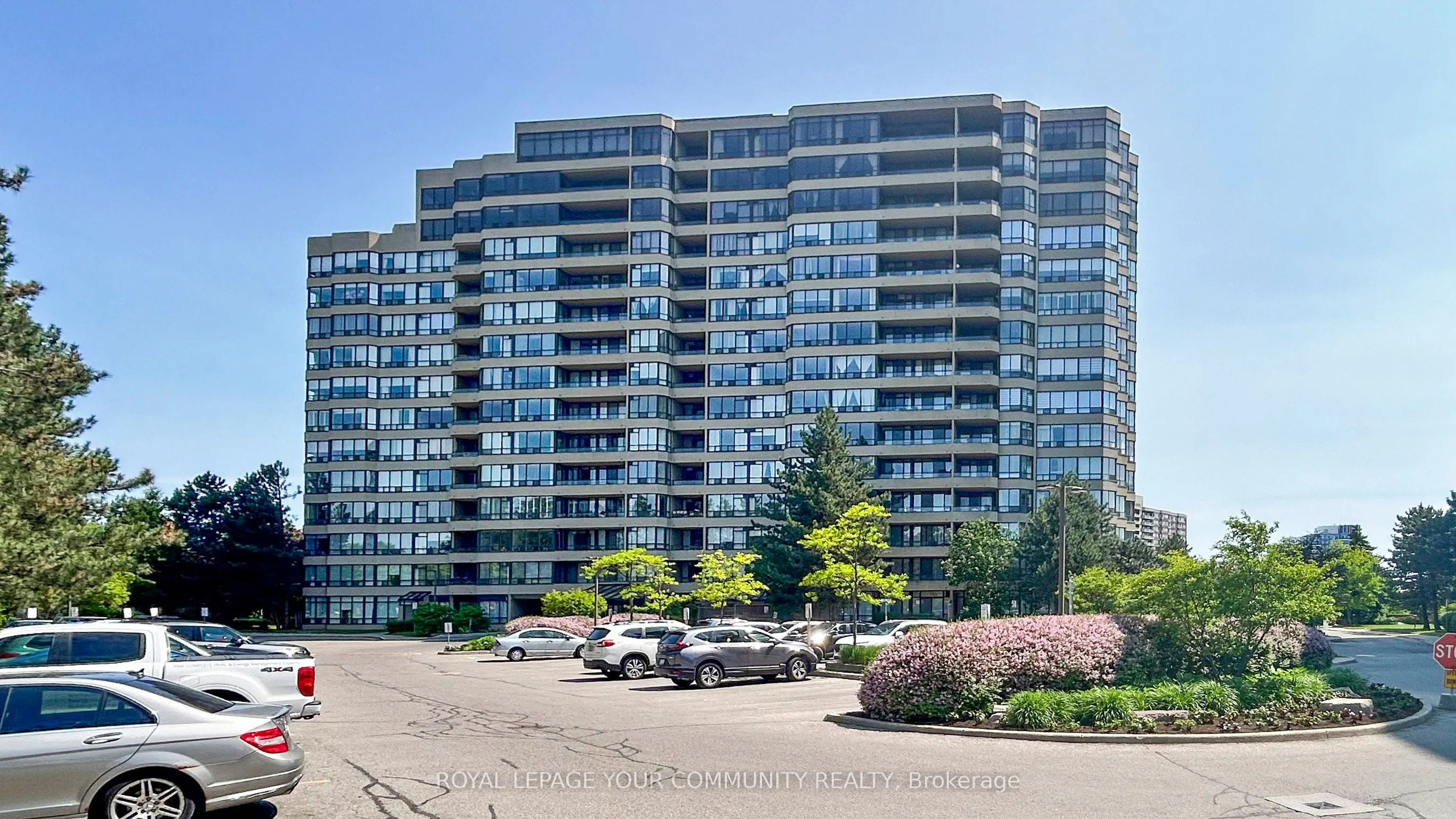 32 Clarissa Drive, #328