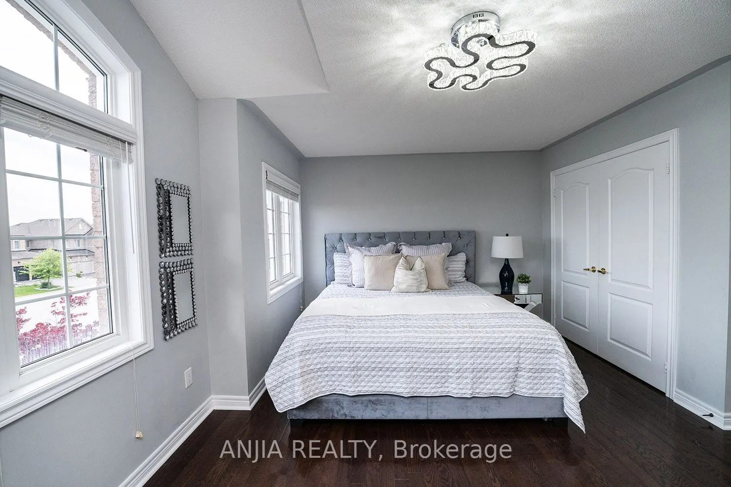 68 Lucida Court