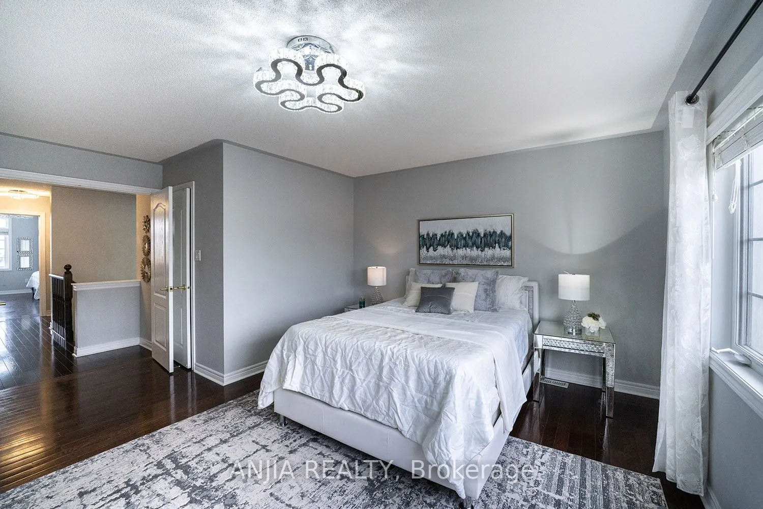 68 Lucida Court