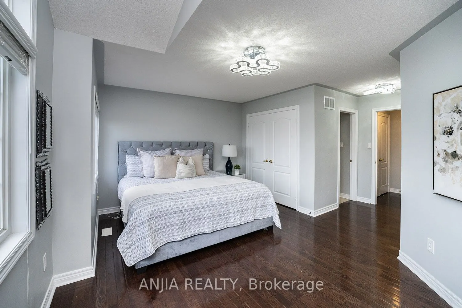68 Lucida Court