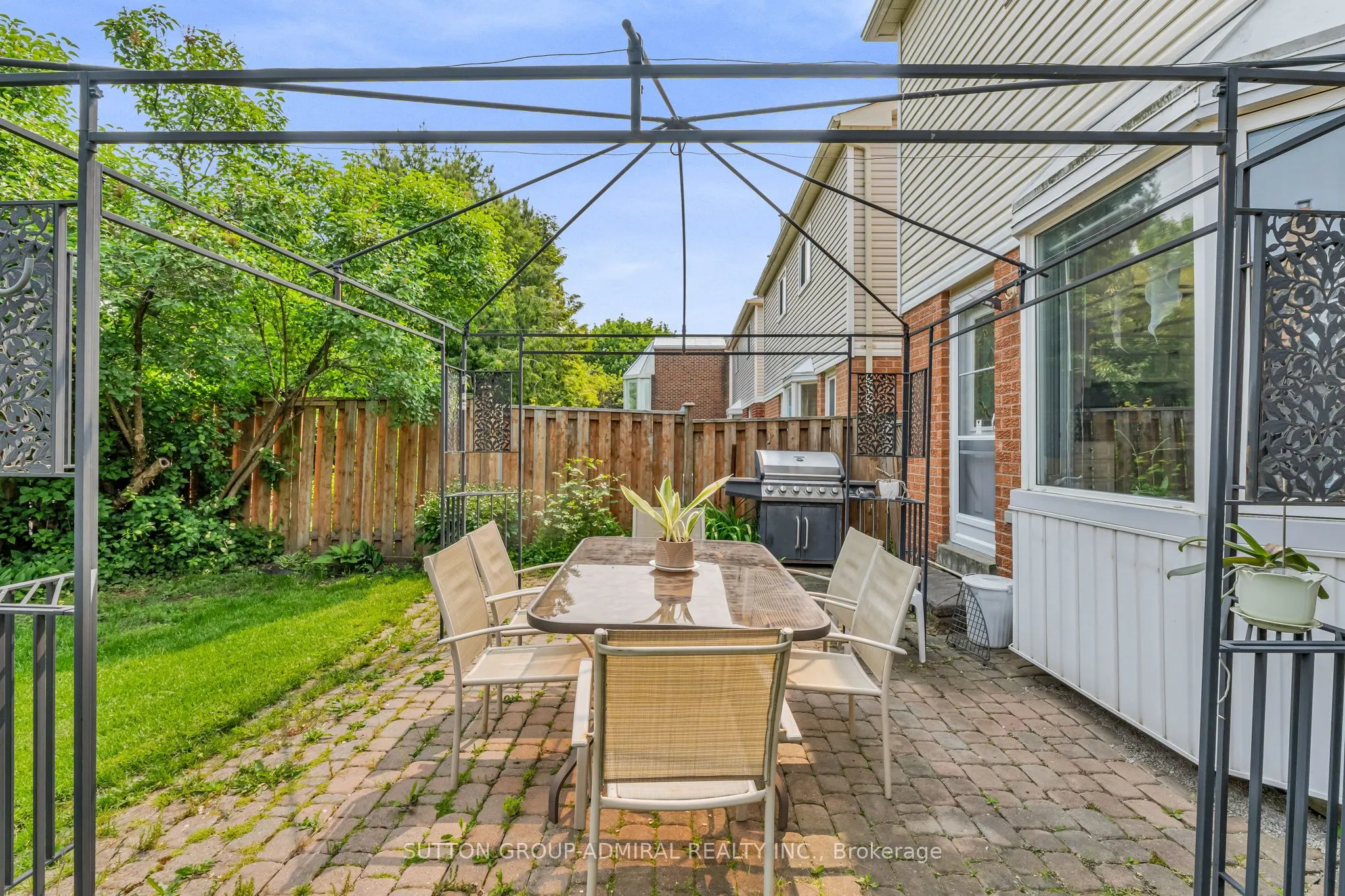 44 Brownridge Drive