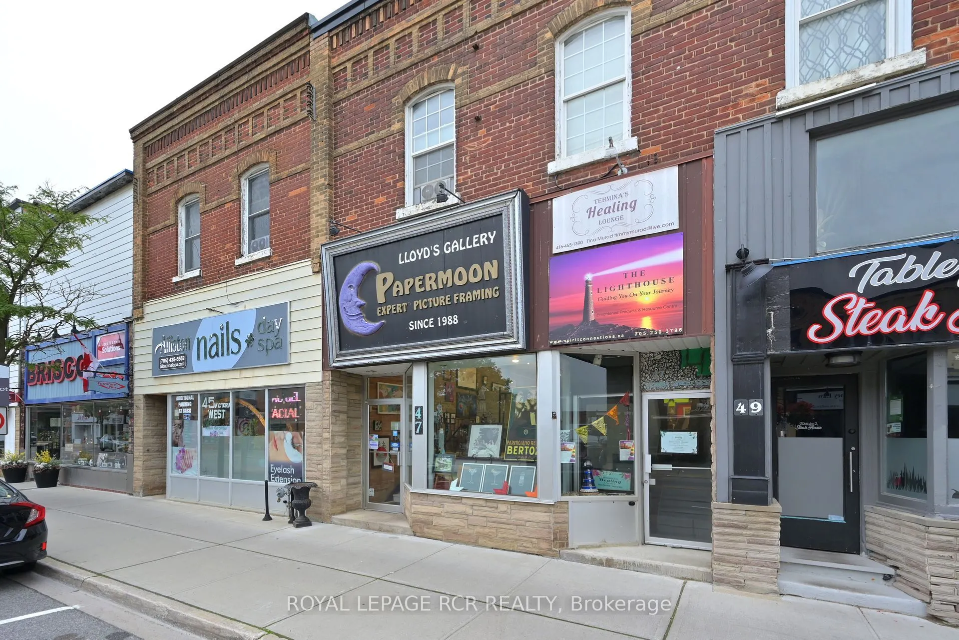 47 Victoria Street W