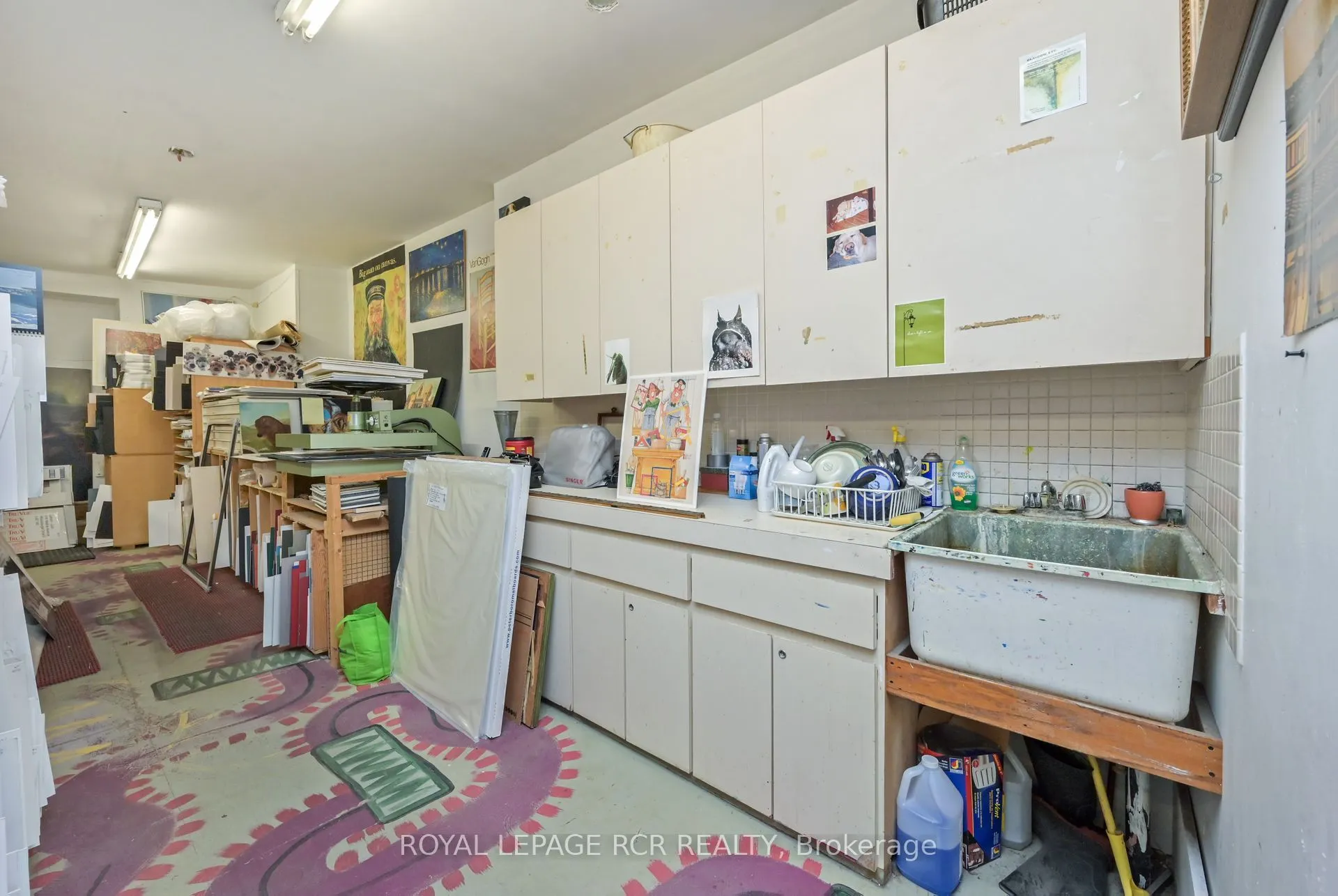 47 Victoria Street W