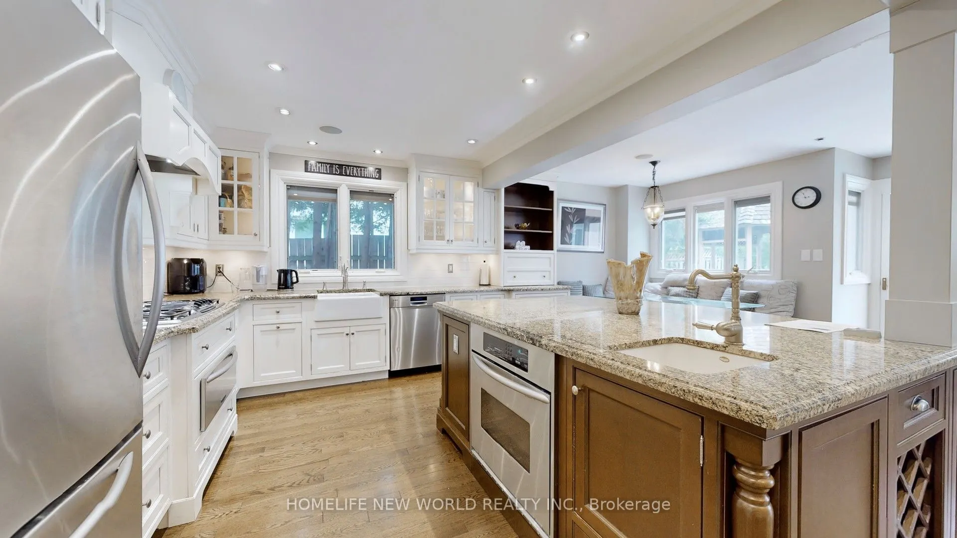 33 Beatty Crescent