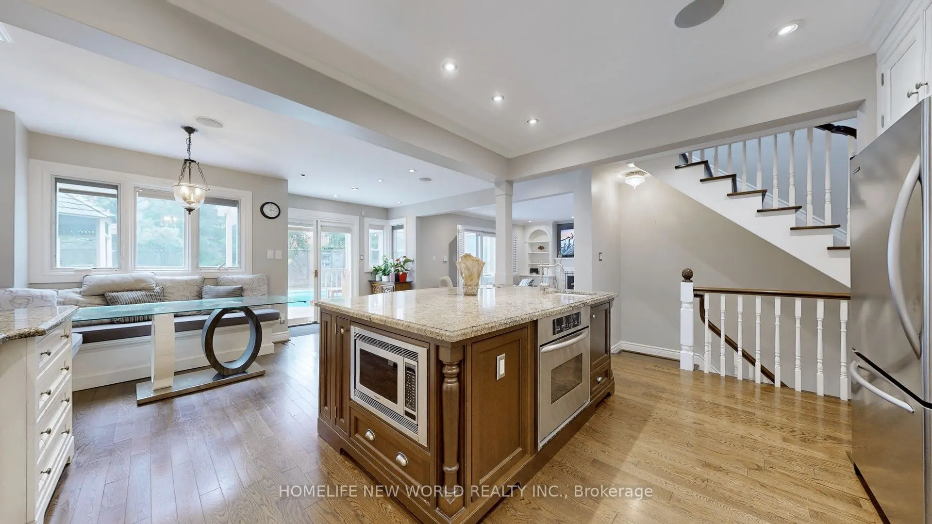 33 Beatty Crescent