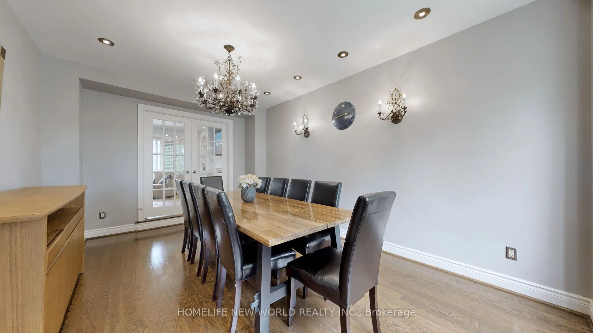 33 Beatty Crescent