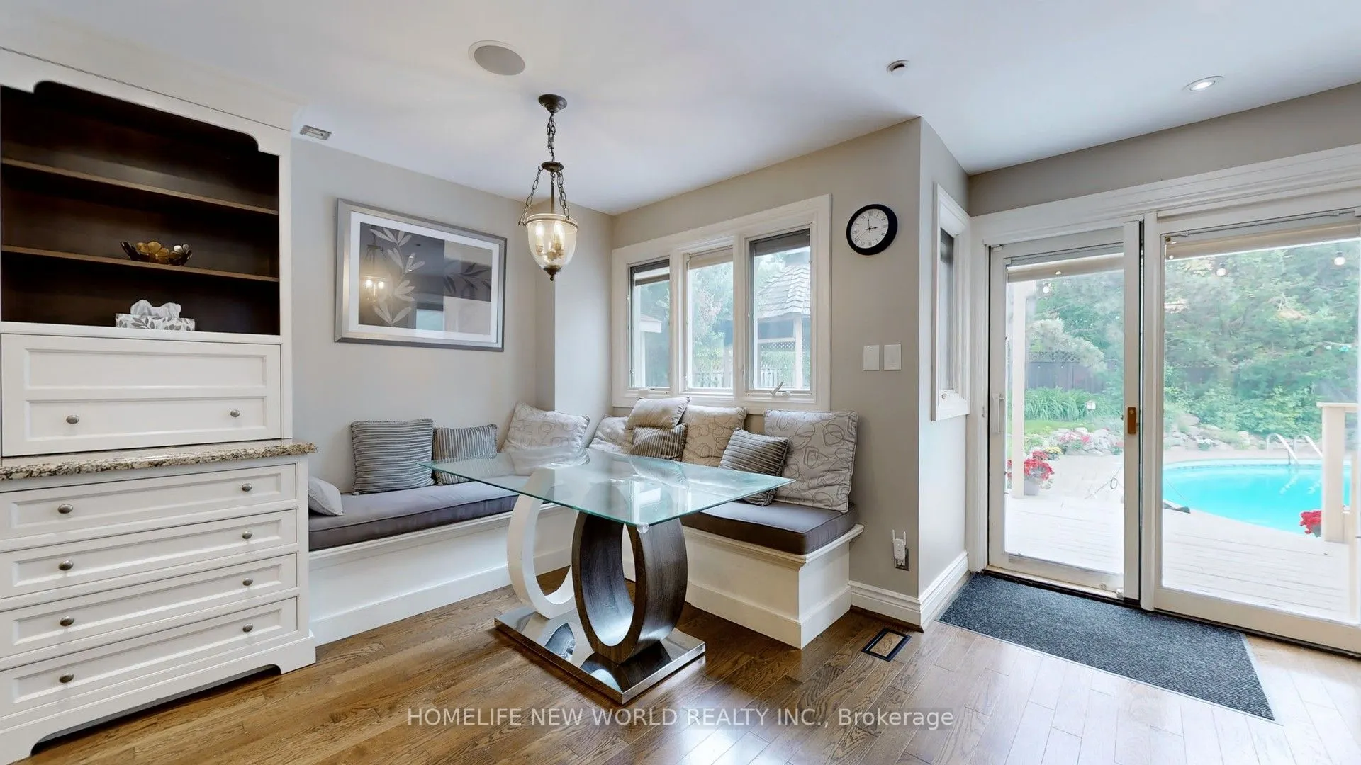 33 Beatty Crescent