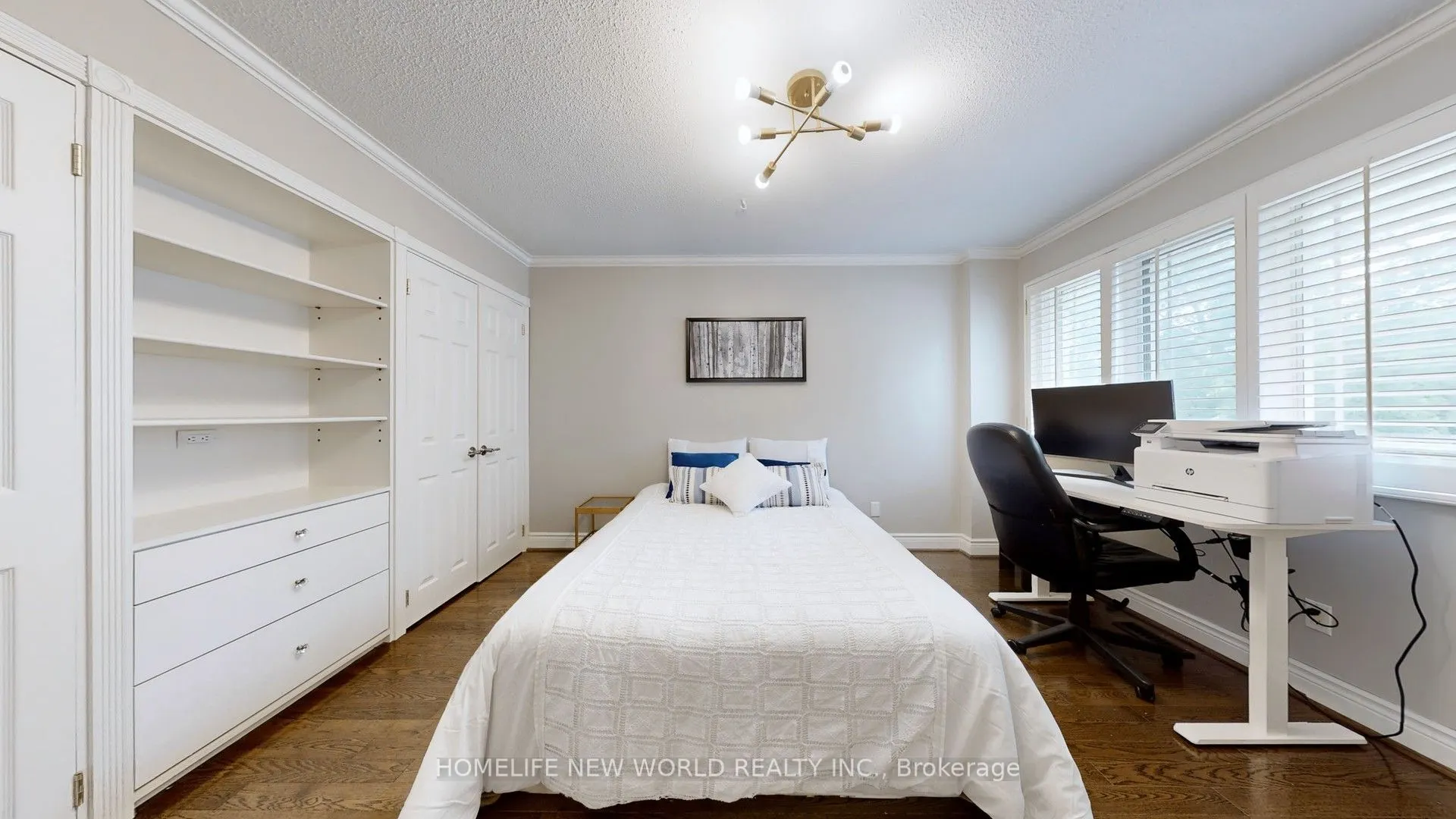 33 Beatty Crescent