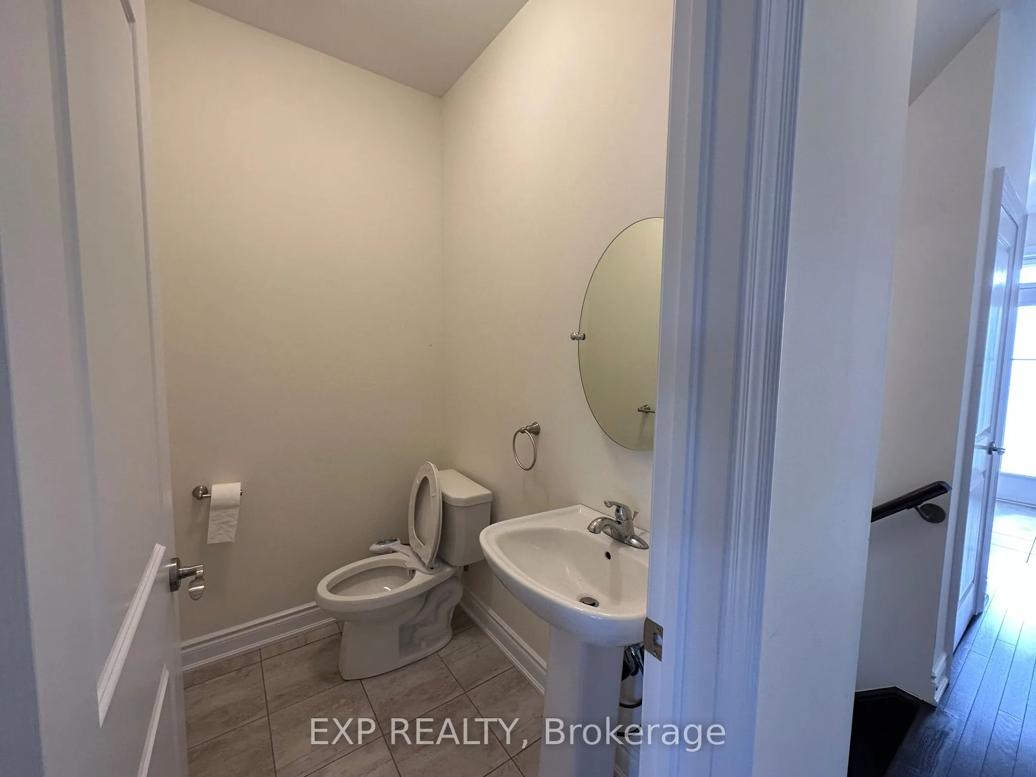 31 Lorne Thomas Place