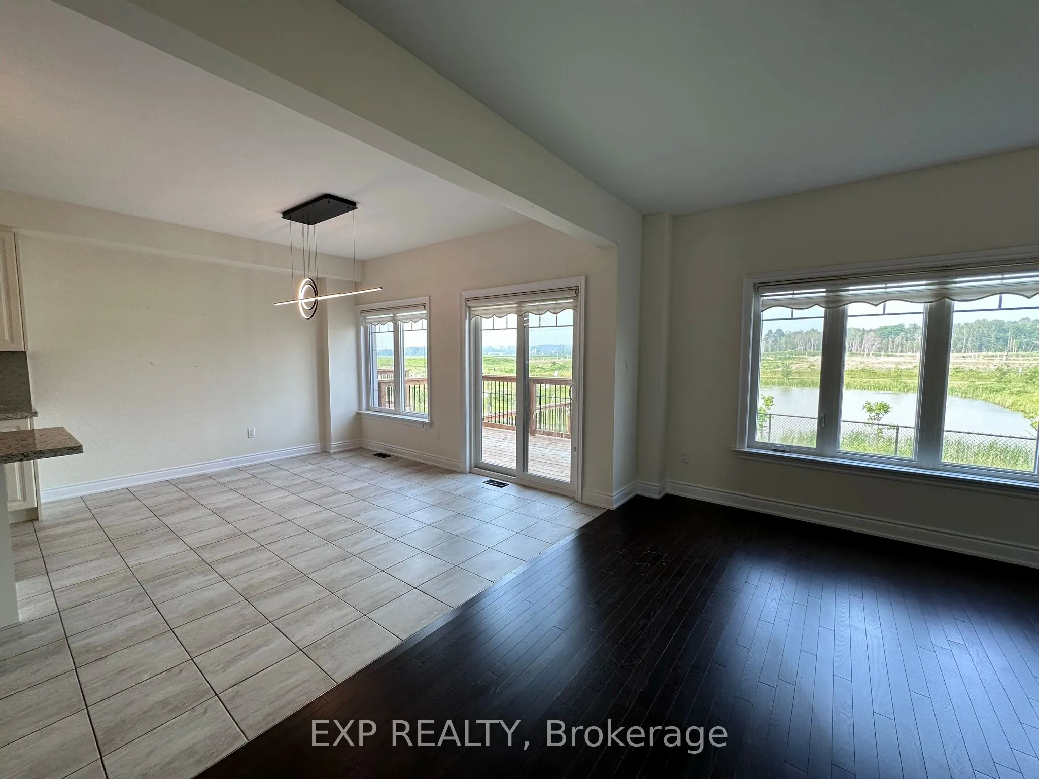 31 Lorne Thomas Place