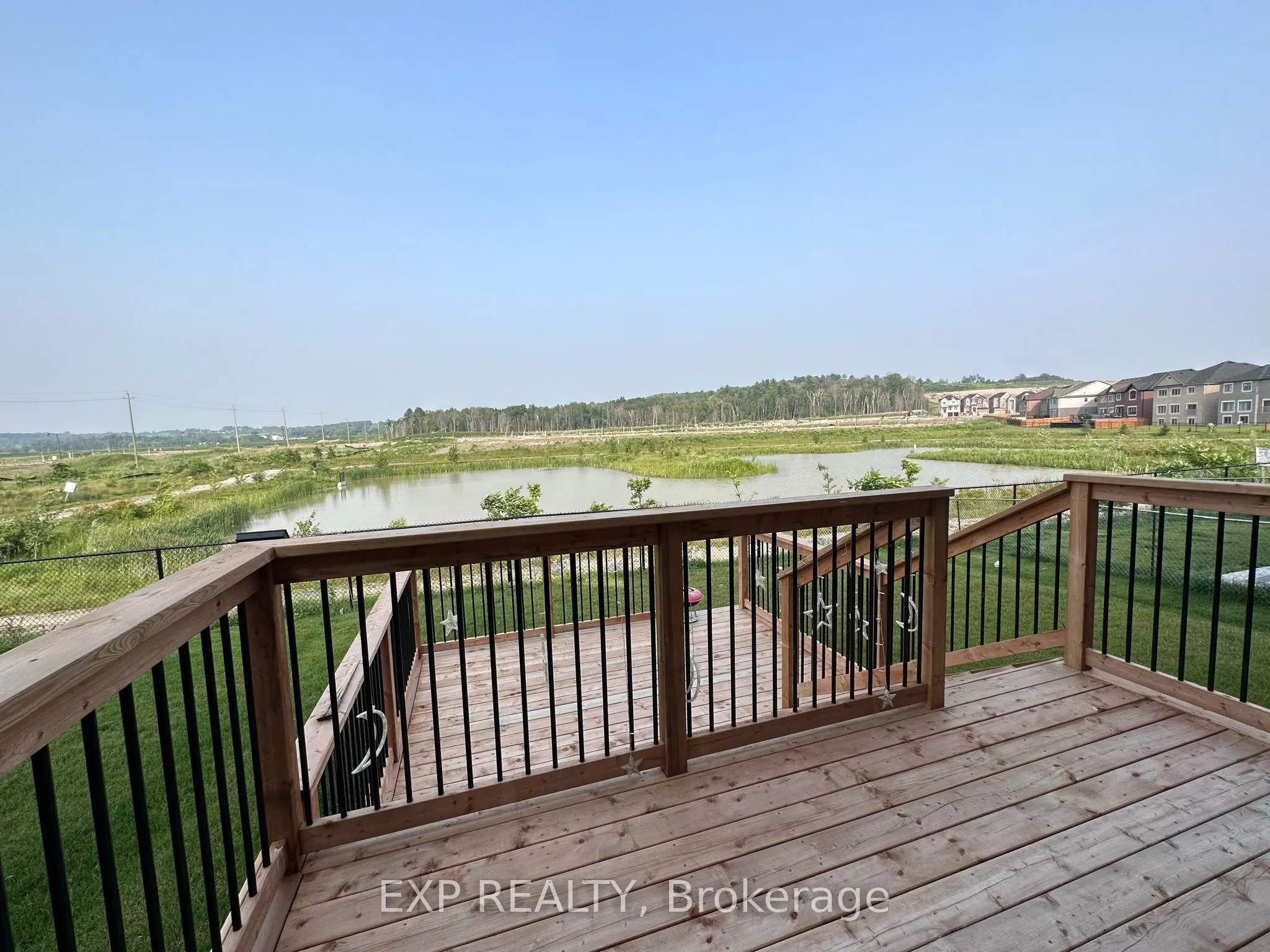 31 Lorne Thomas Place
