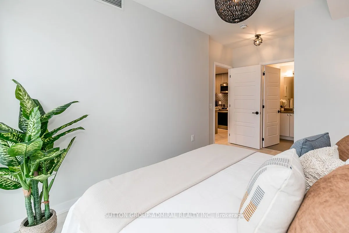 415 Sea Ray Avenue, #221