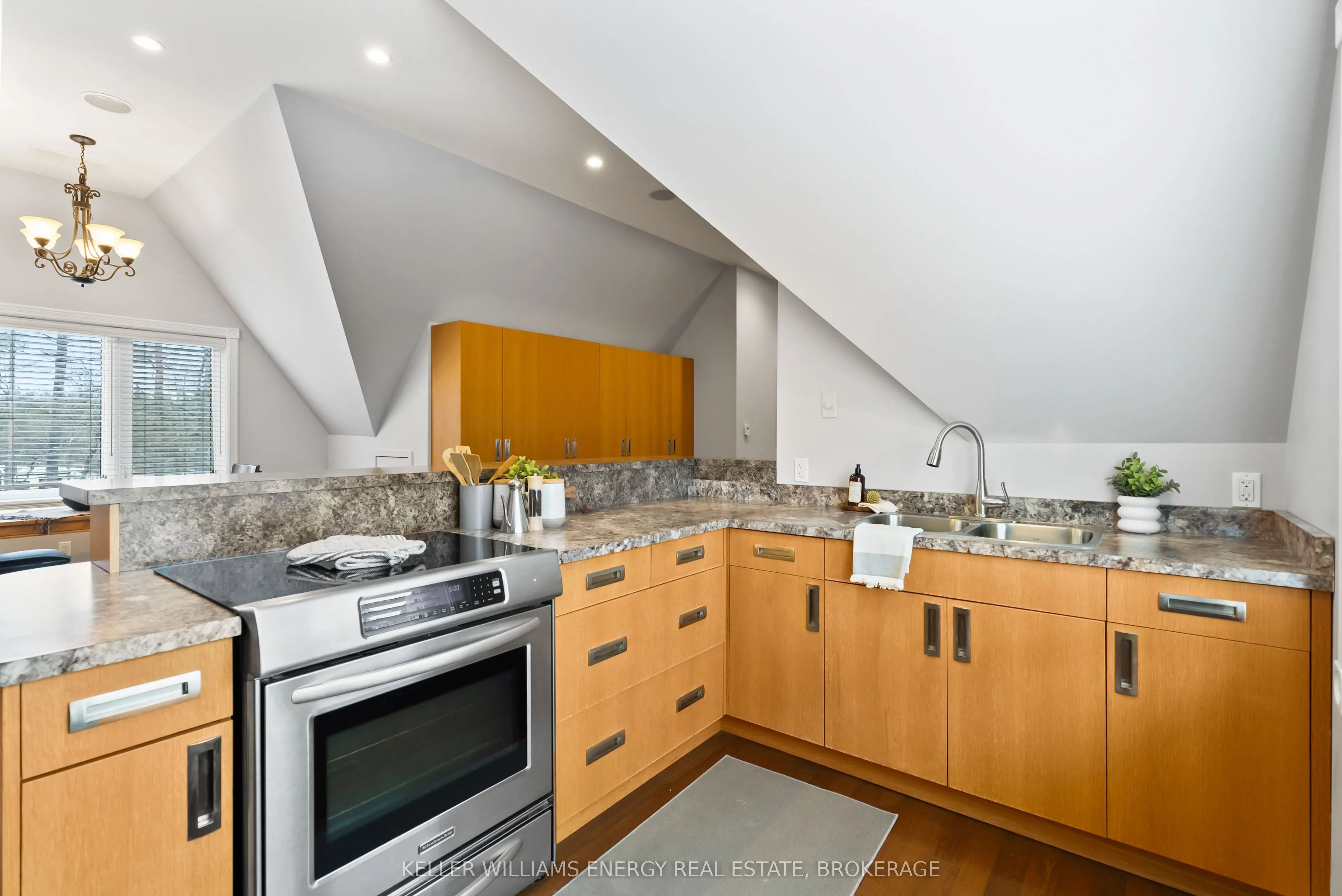 16262 Mccowan Road