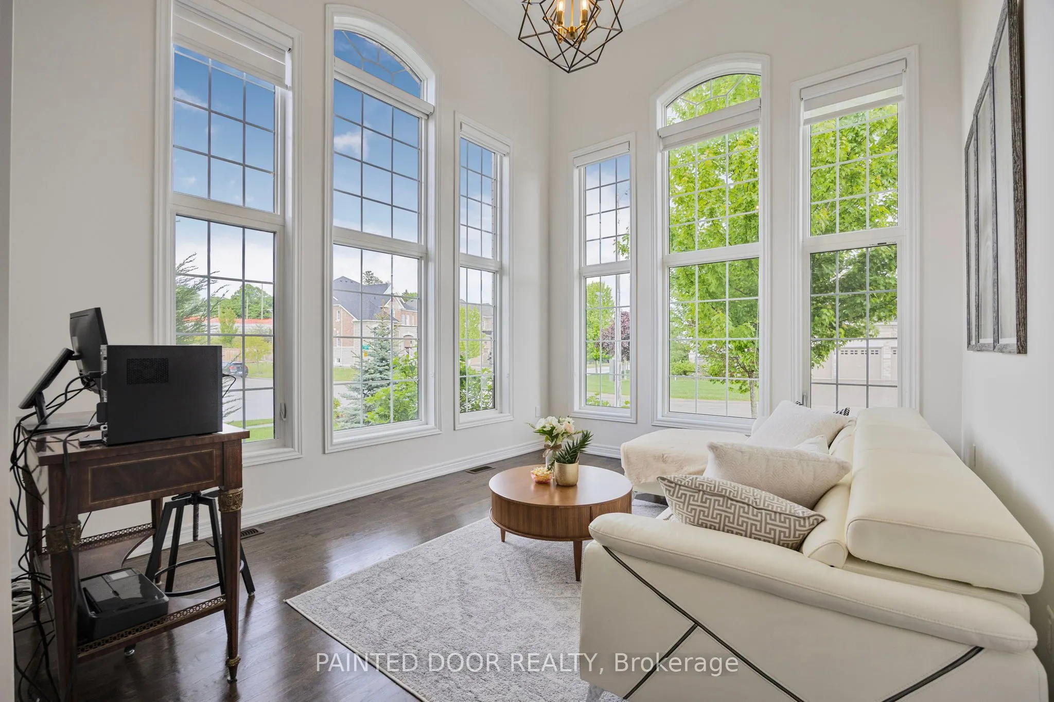 2 Copeland Crescent
