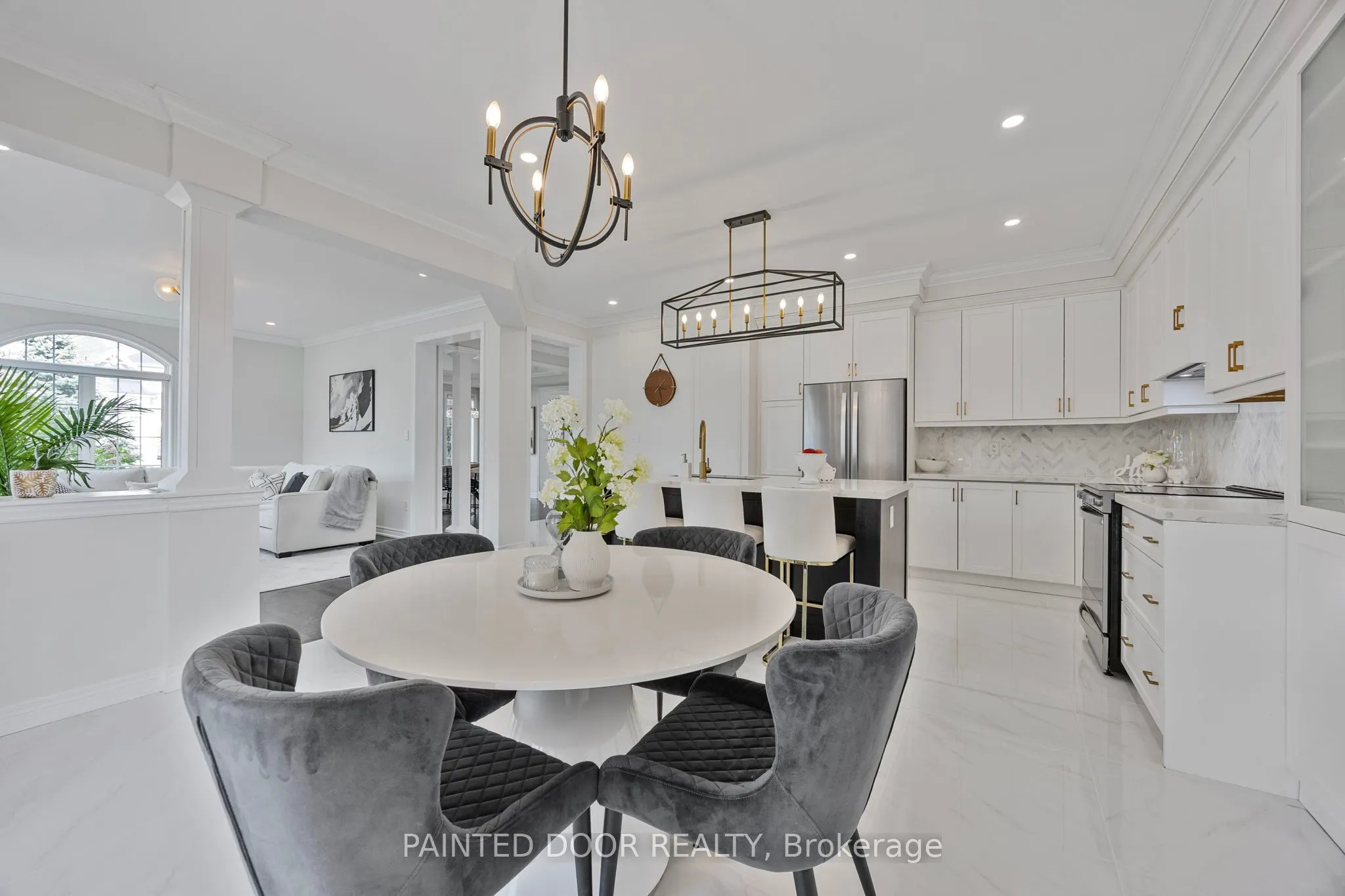 2 Copeland Crescent
