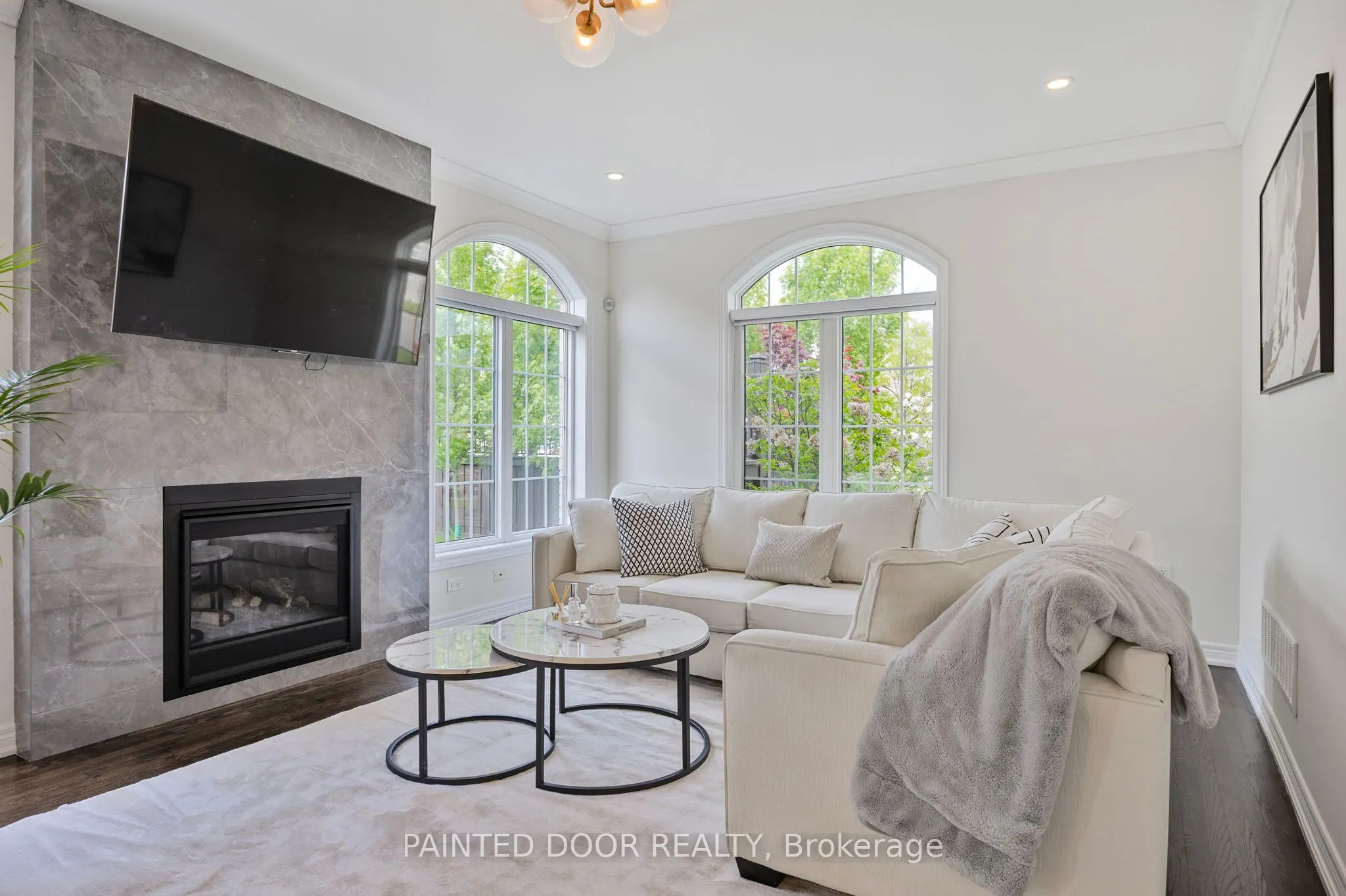 2 Copeland Crescent