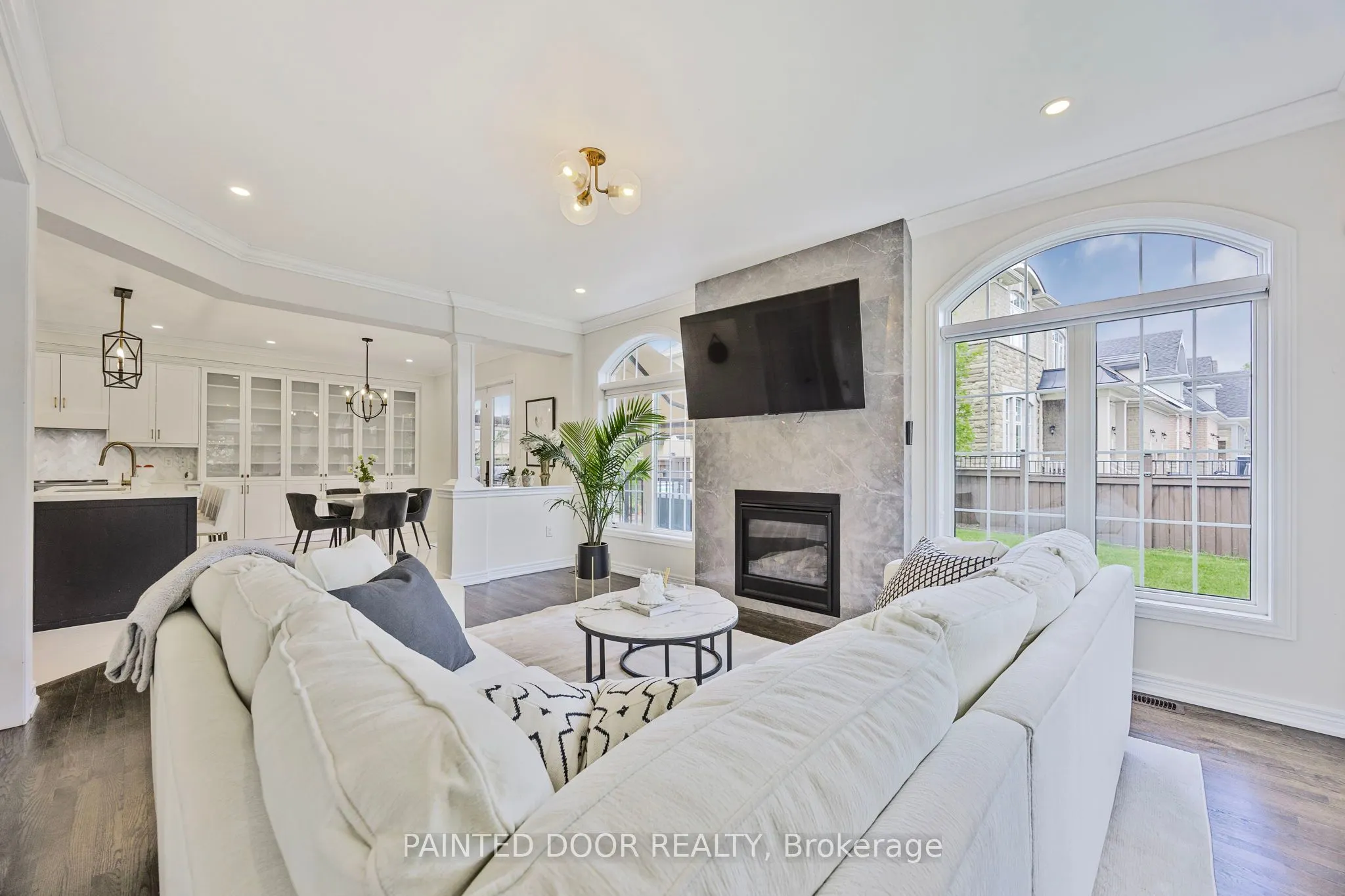 2 Copeland Crescent