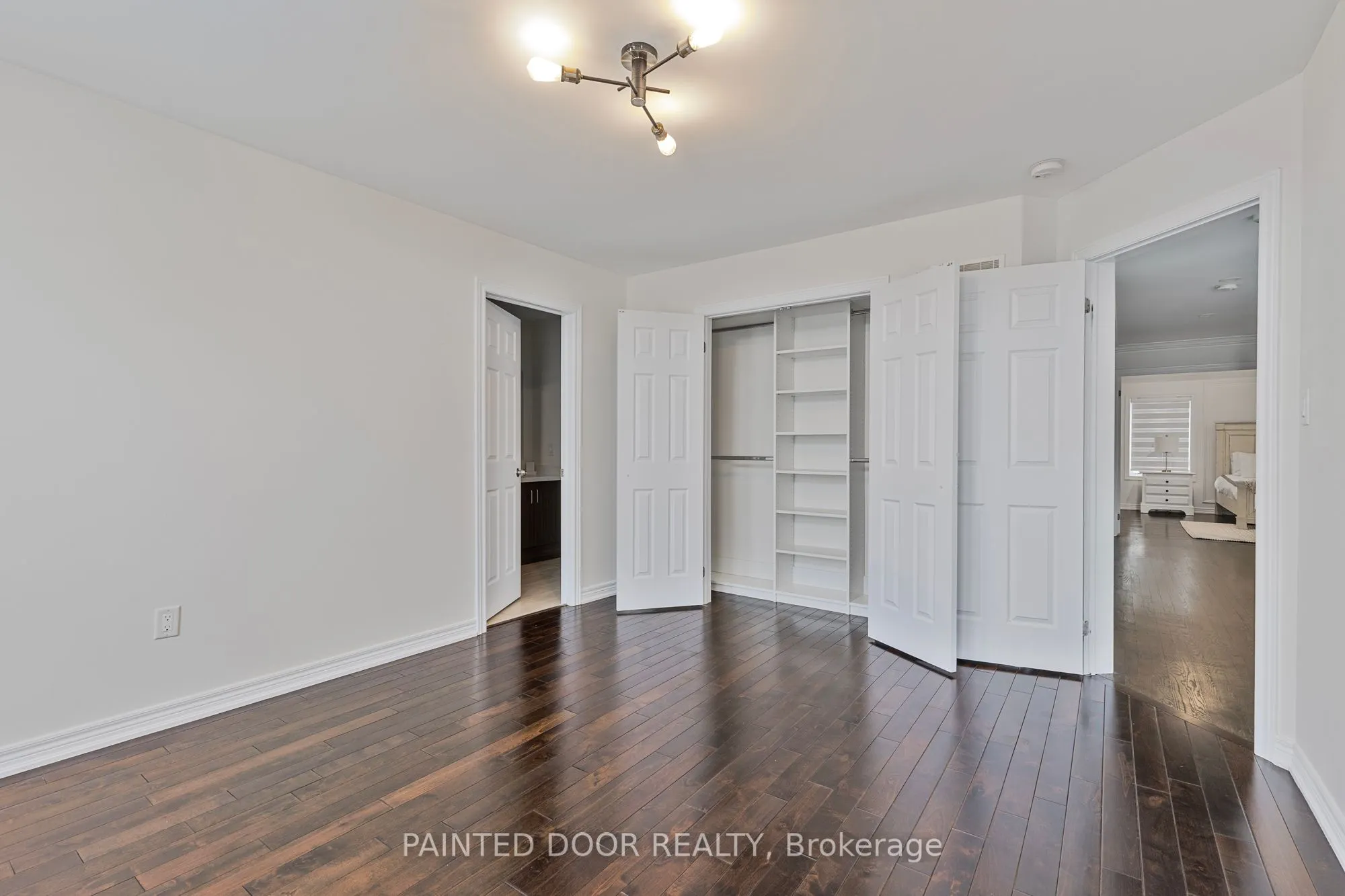 2 Copeland Crescent