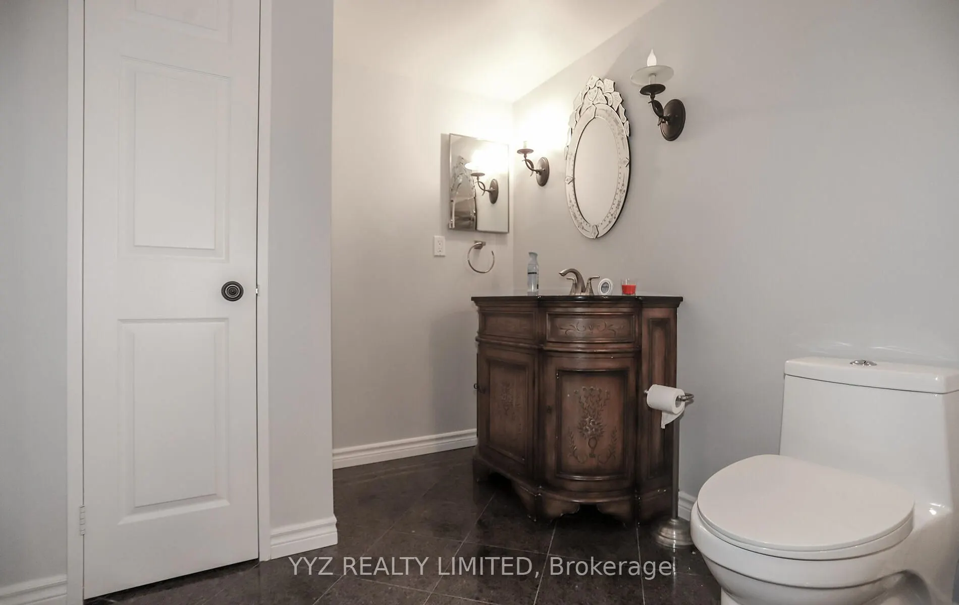 1 Clark Avenue W, #808