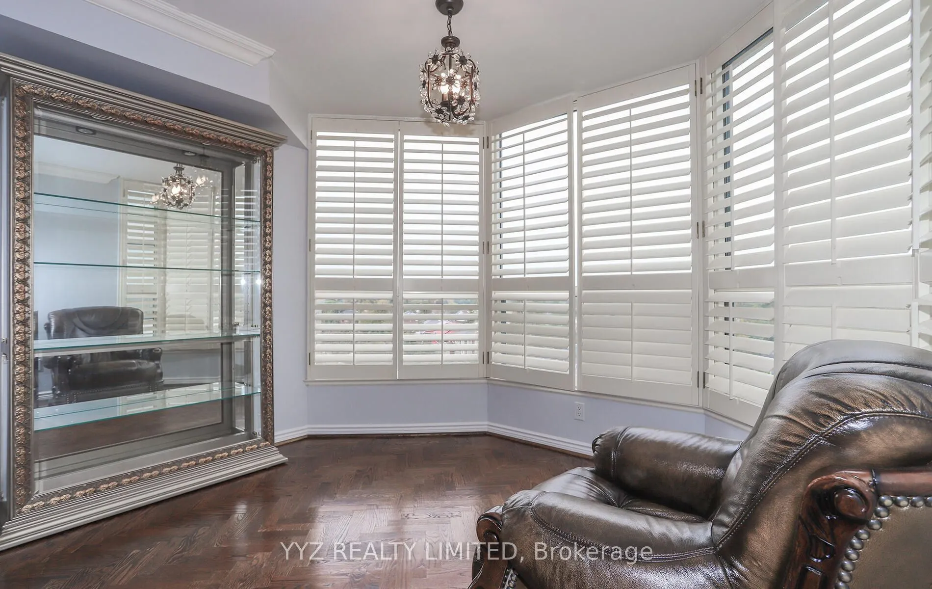 1 Clark Avenue W, #808