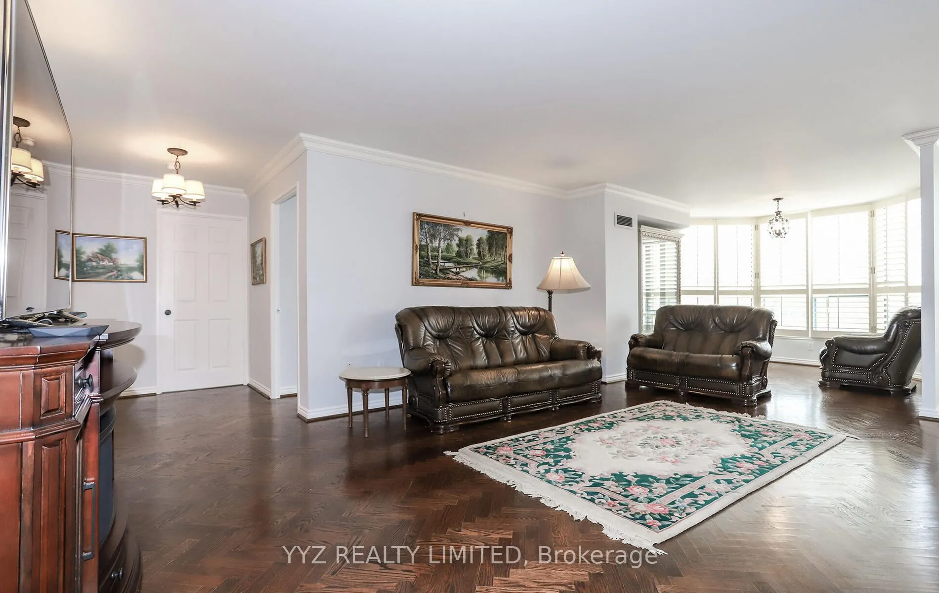 1 Clark Avenue W, #808