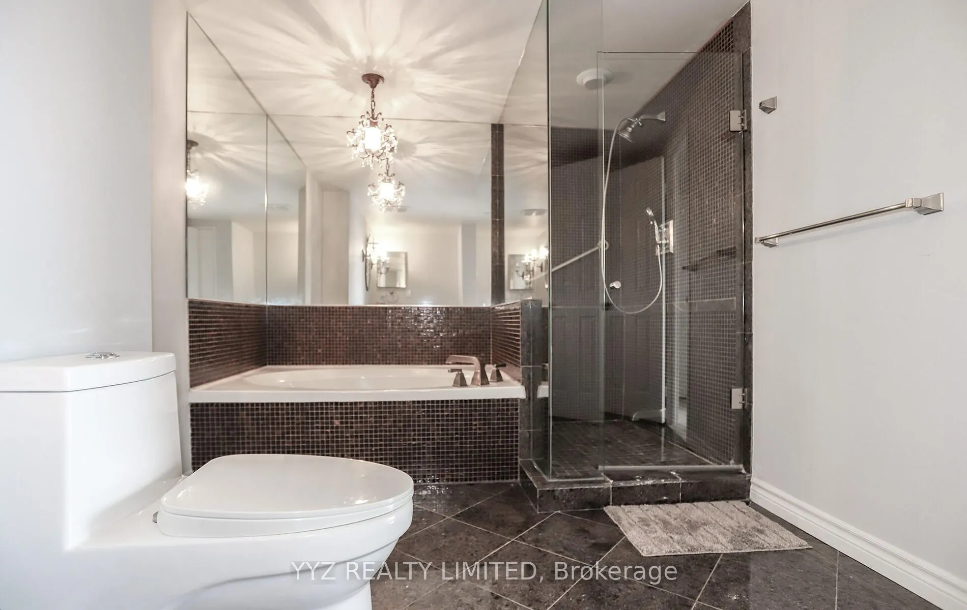1 Clark Avenue W, #808