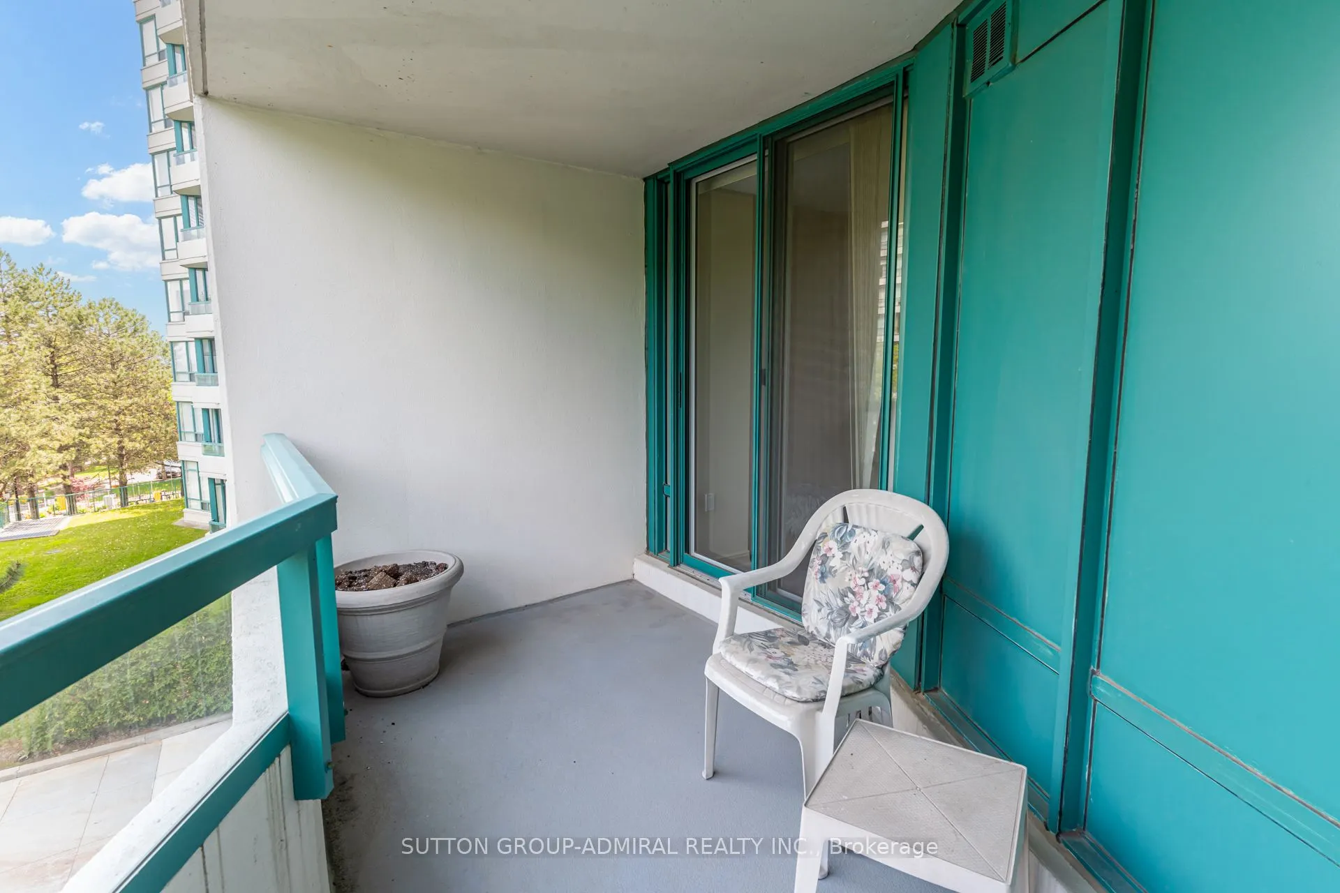 7250 Yonge Street, #311