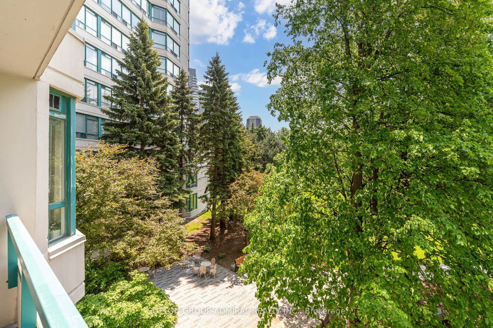 7250 Yonge Street, #311